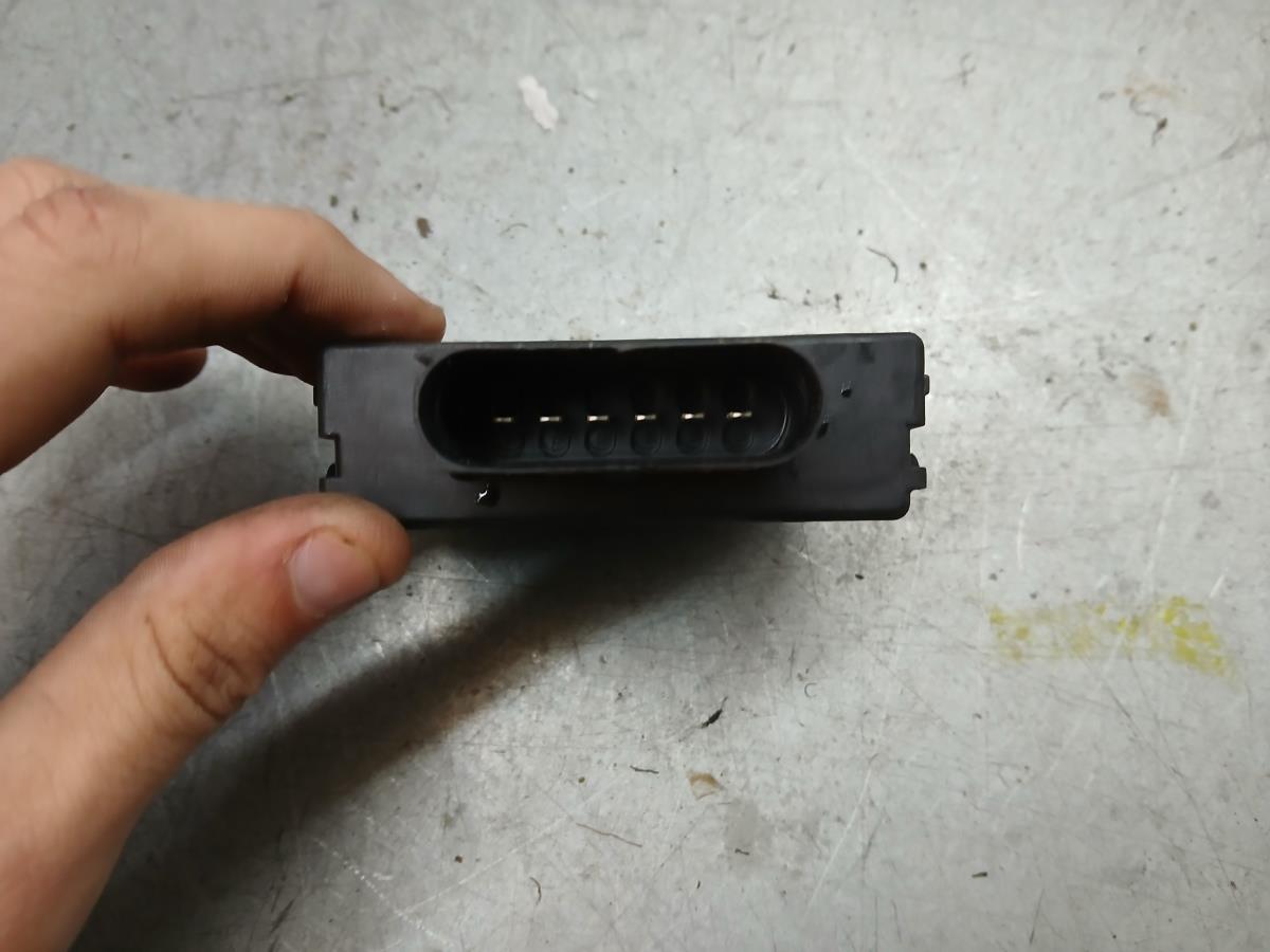 Fuel control unit / Fuel ECU AUDI A4 (8W2, 8WC, B9) Imagem-2