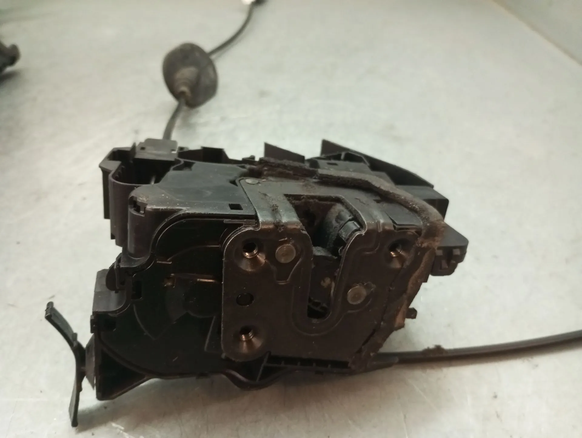 Fechadura / fecho porta frente direito RENAULT Megane IV (B9A/M_) Imagem-1