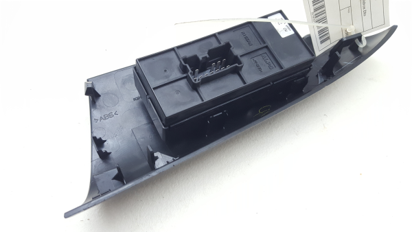 Mando / interruptor elevalunas delantero derecho NISSAN Juke (F15) Imagem-2