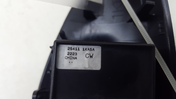 Mando / interruptor elevalunas delantero derecho NISSAN Juke (F15) Imagem-3