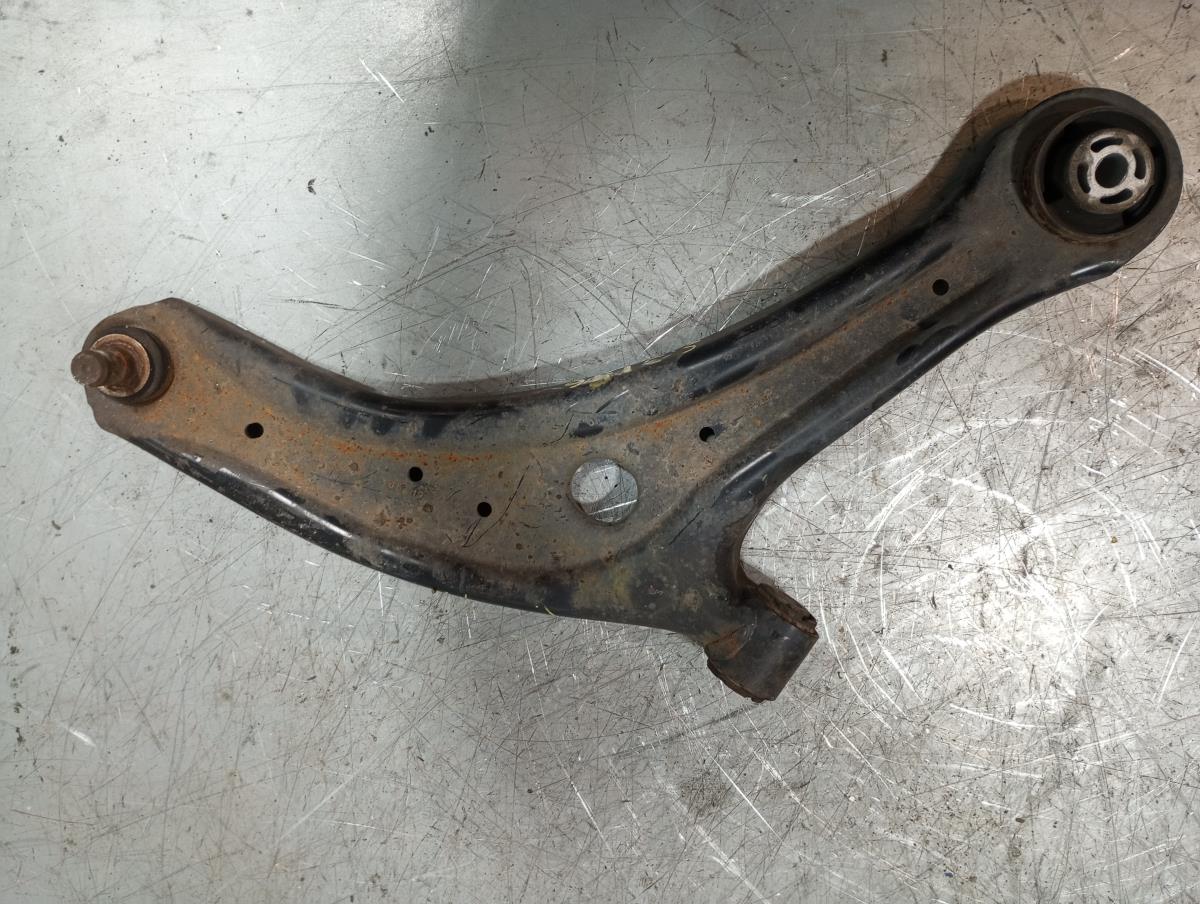 Brazo suspensión delantero derecho FORD Fiesta VII (HJ, HF)