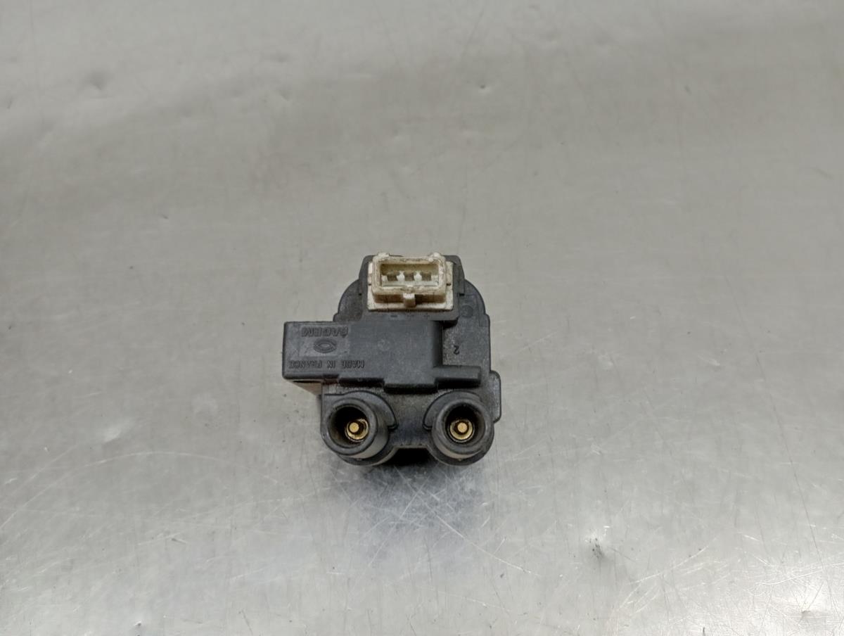 Bobina de ignição RENAULT Clio II (BB0/1/2_, CB0/1/2_) Imagem-2