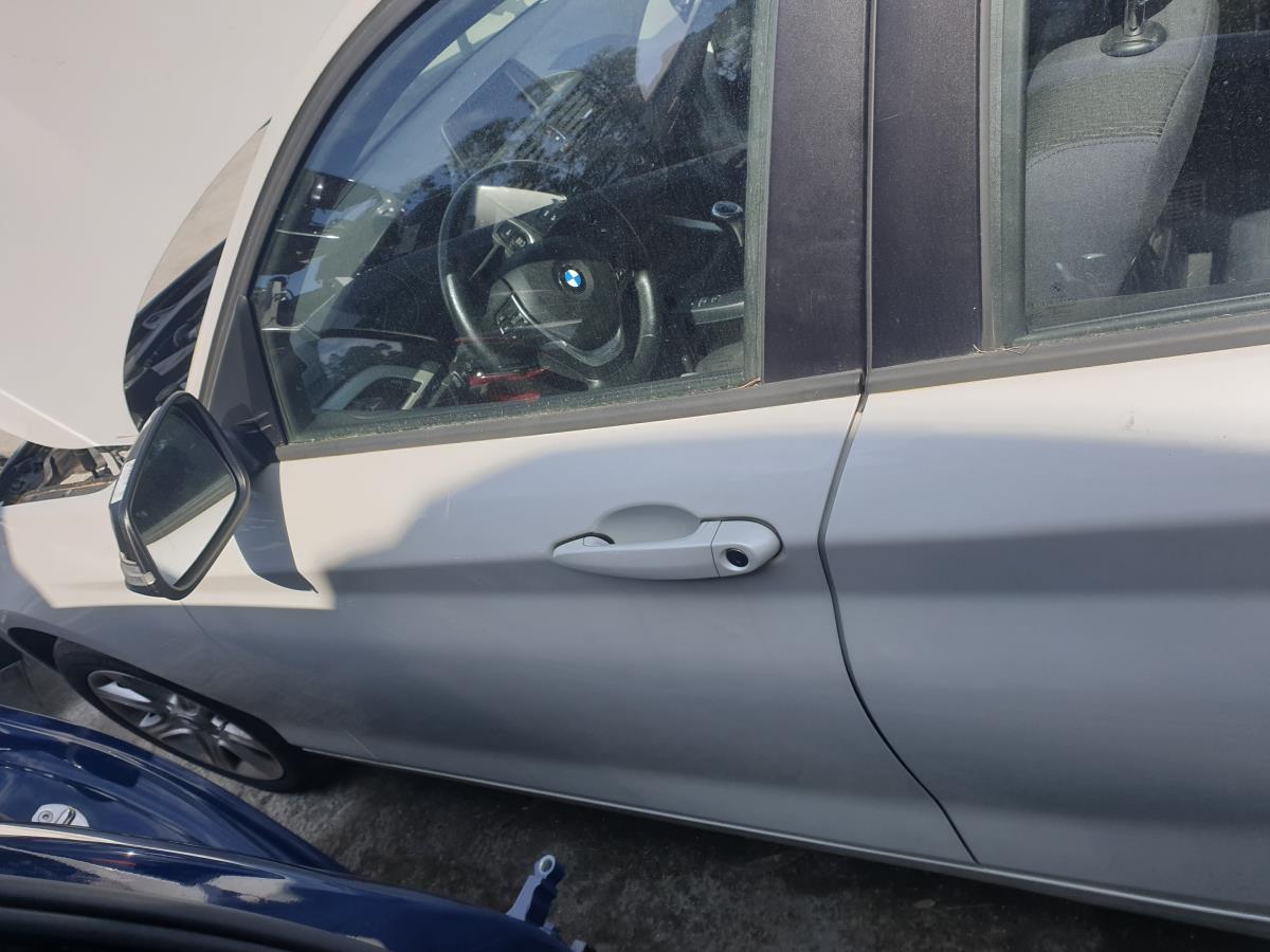 Left front Door BMW 1 (F20)