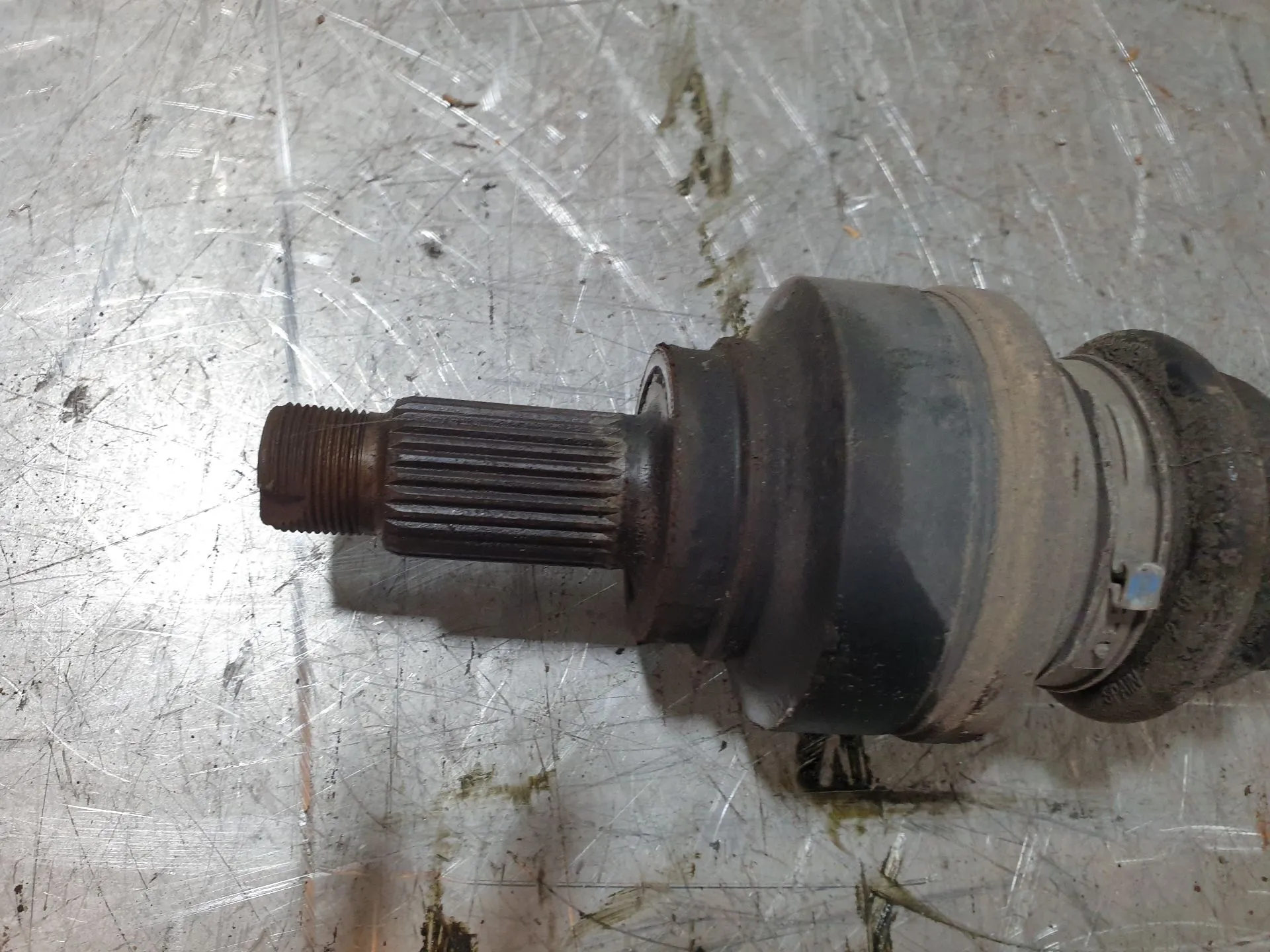 Transmissão trás esquerda BMW 1 (F20) Imagem-1