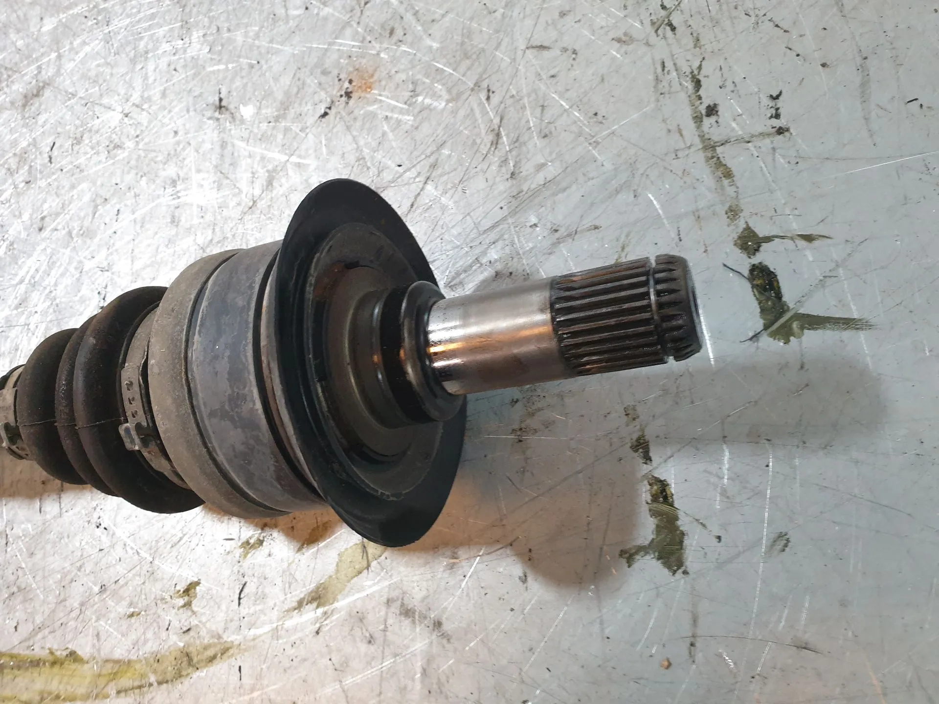 Transmissão trás esquerda BMW 1 (F20) Imagem-2