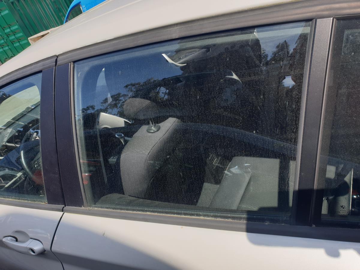 Vidro porta trás esquerdo BMW 1 (F20)