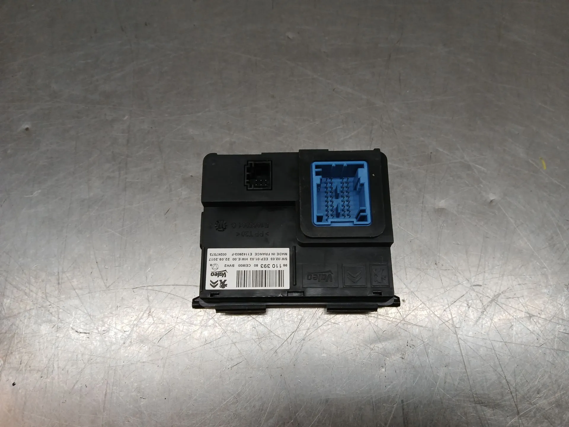 Modulo / Centralina comfort PEUGEOT 308 II Imagem-1