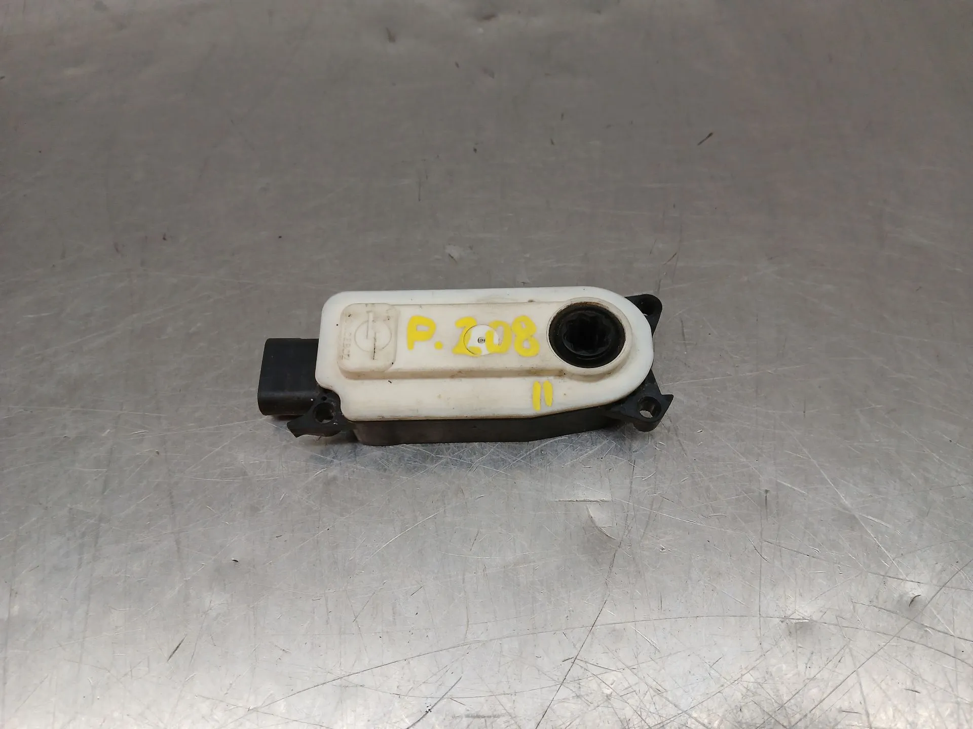 Motor del compuerta de la calefacción PEUGEOT 208 II