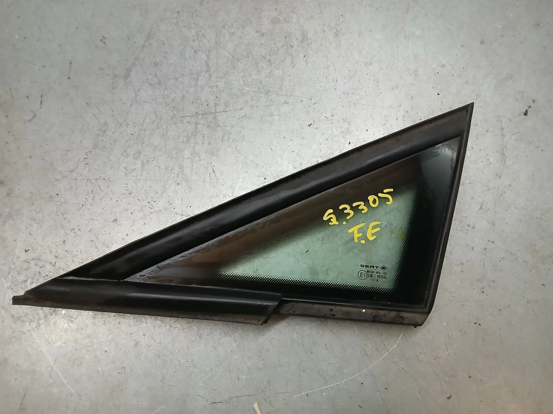 Vetro triangolare anteriore sinistro SEAT Ibiza IV (6J5, 6P1)