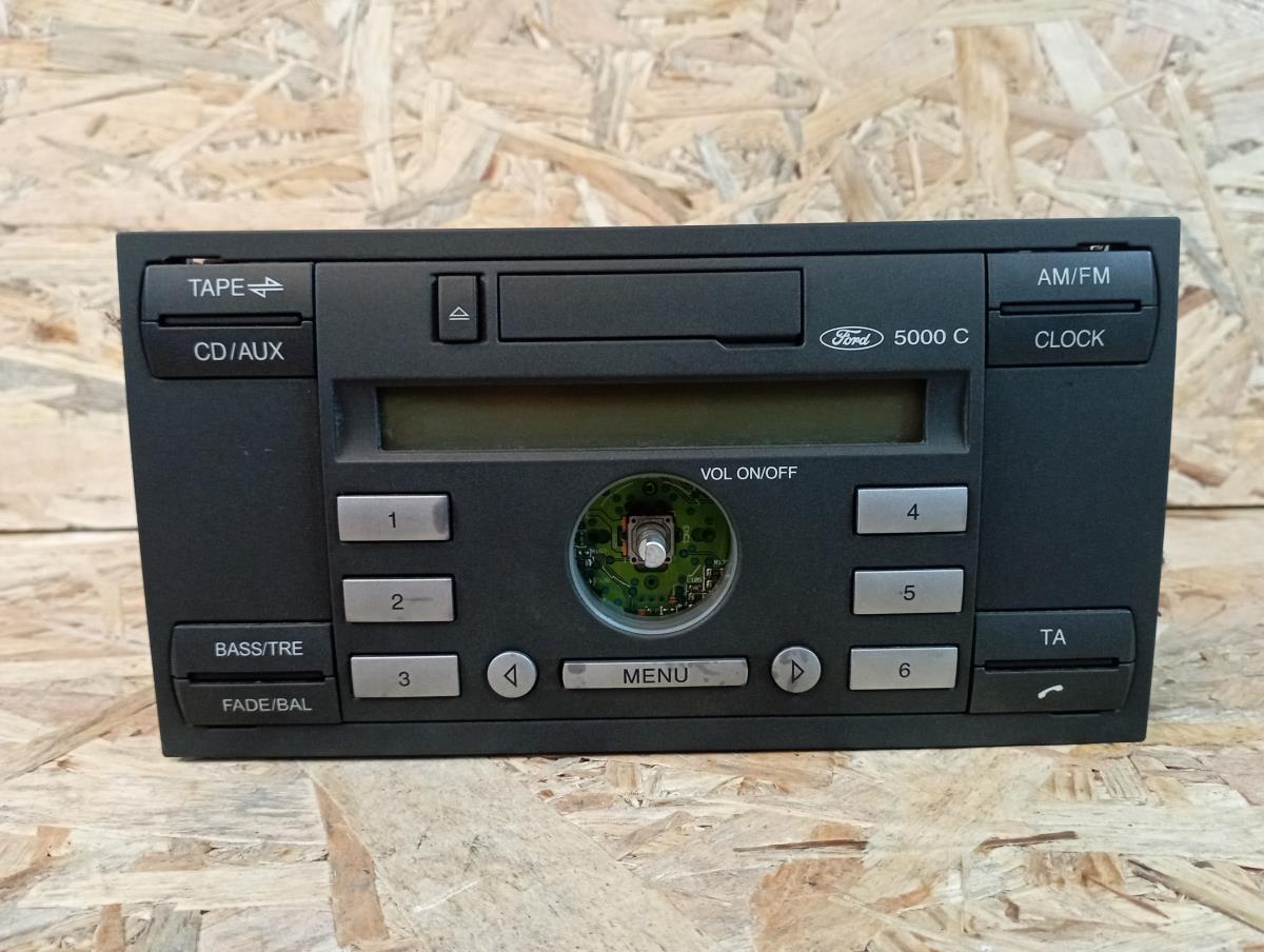 Autoradio FORD Focus II (DA_) Imagem-0