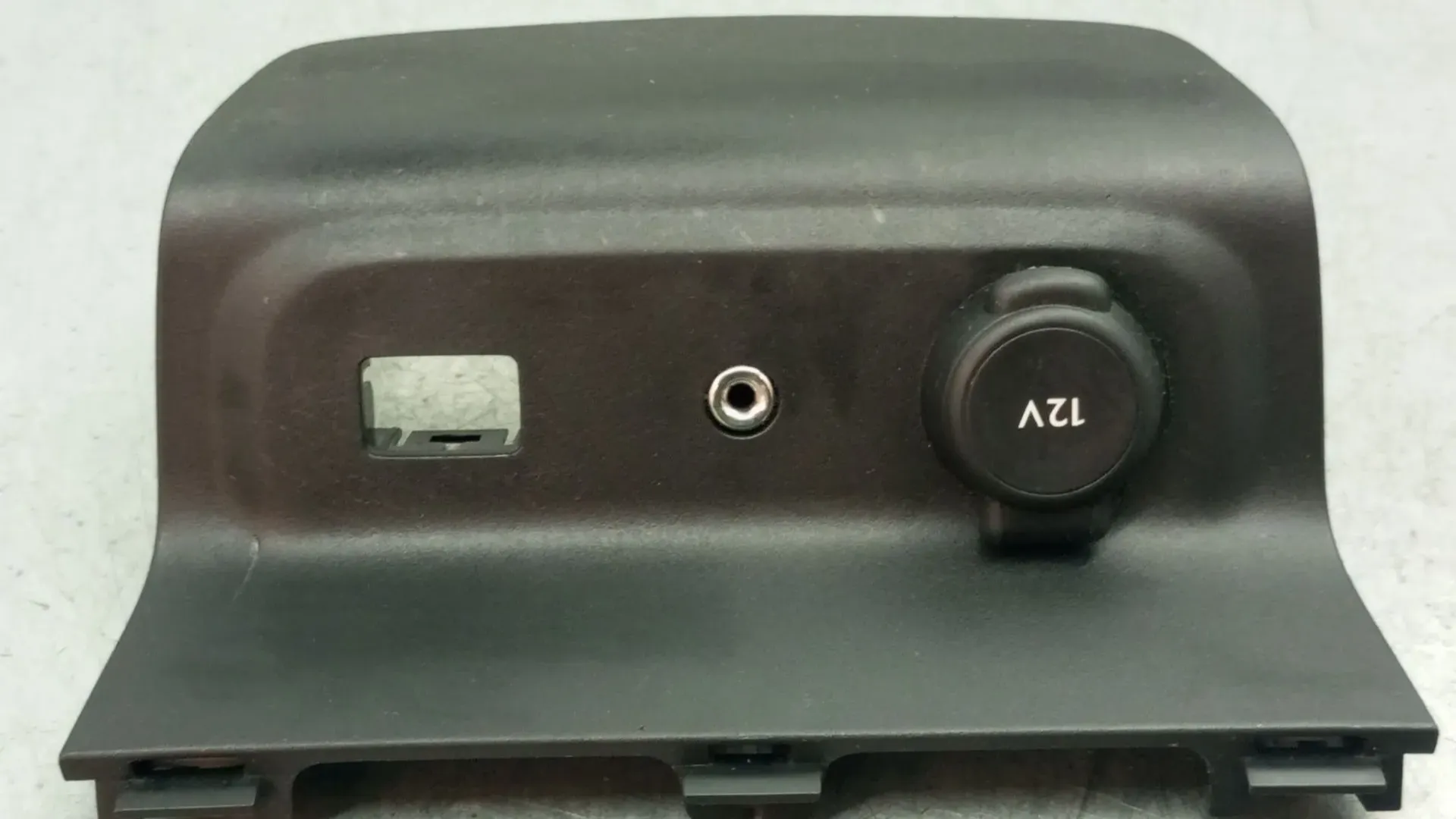 Porta Ingresso USB / AUX / iPod CITROËN C3 III (SX)