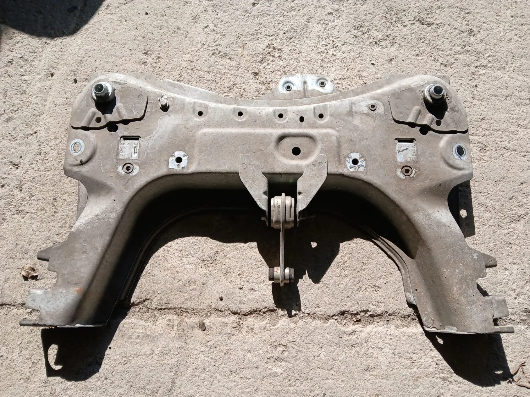 Telaio anteriore RENAULT Clio IV (BH_)