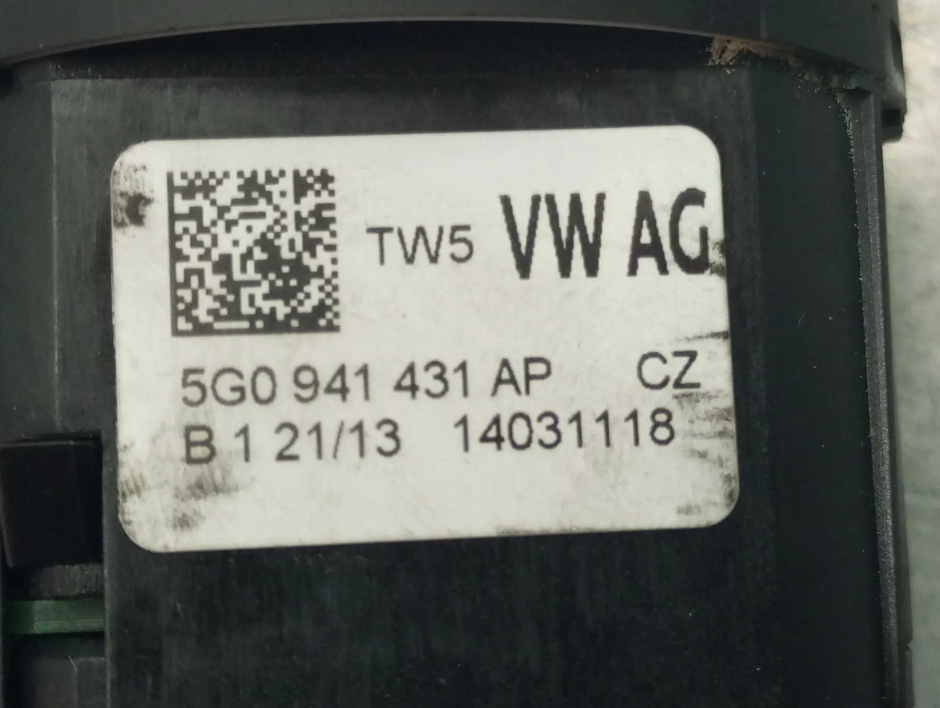 Light switch VOLKSWAGEN Golf VII (5G1, BQ1, BE1, BE2) Imagem-3