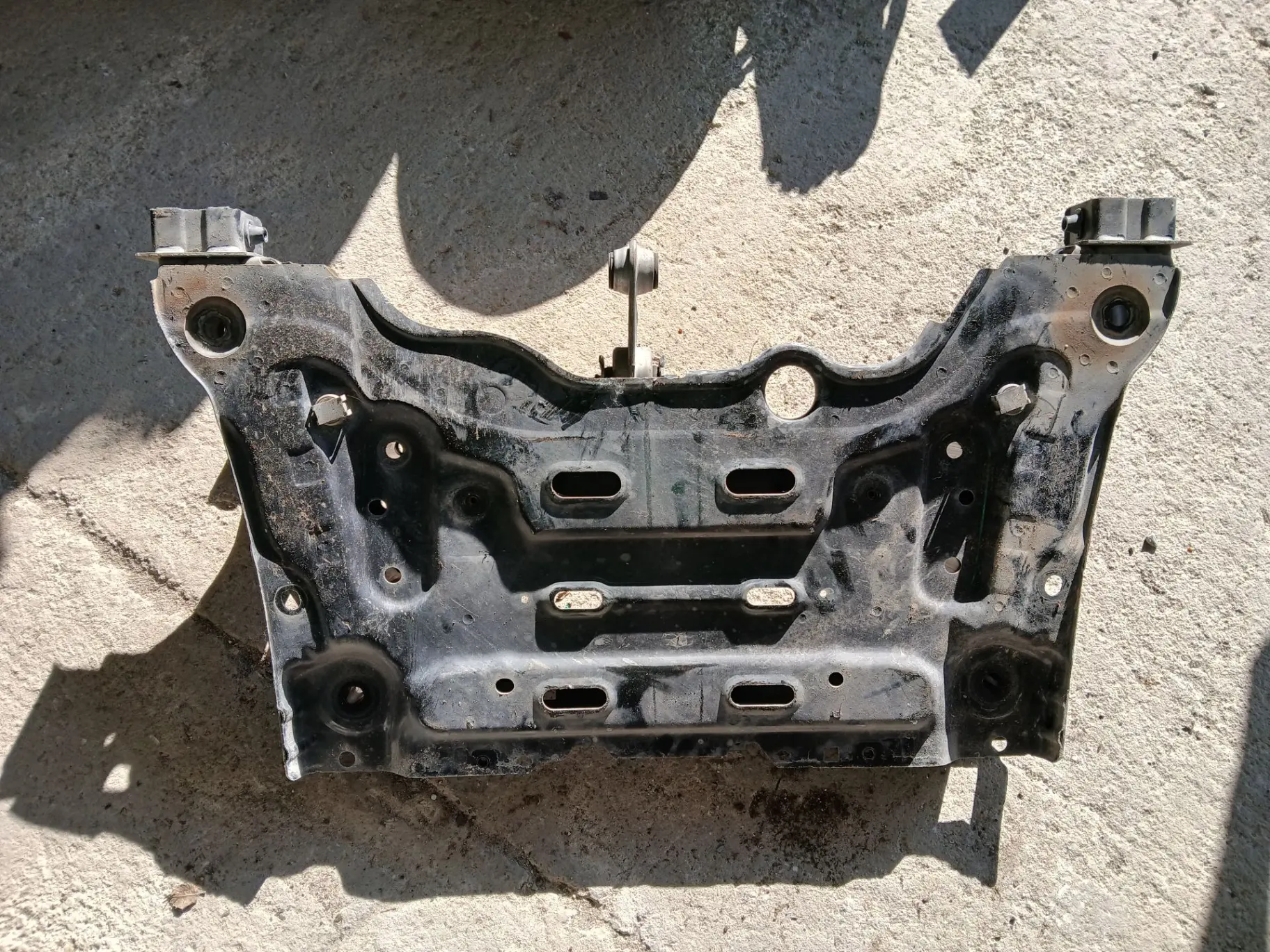 Subchasis delantero RENAULT Megane IV Grandtour (K9A/M_) Imagem-1