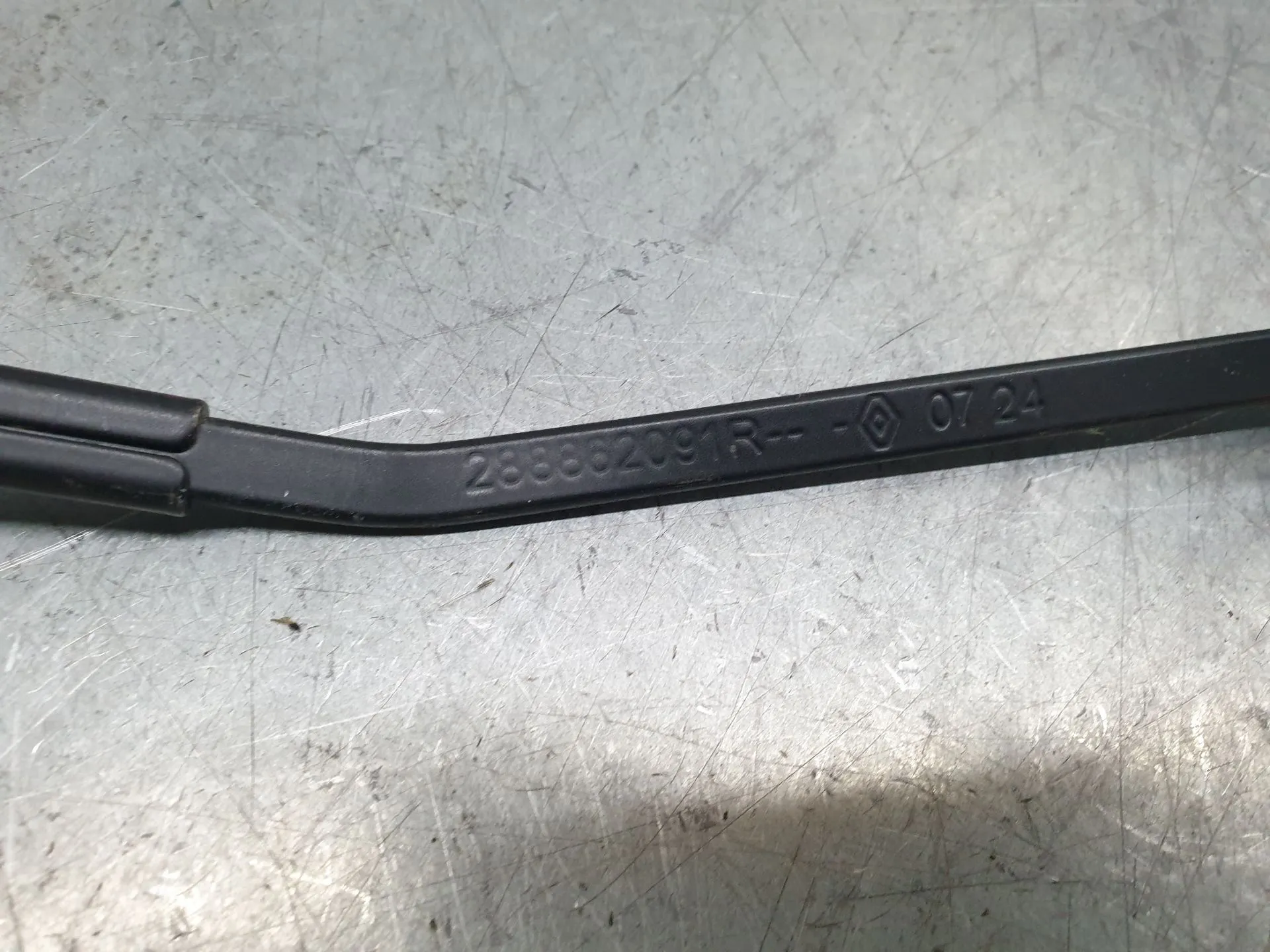 Windscreen wiper arm Right front DACIA Sandero III Imagem-1