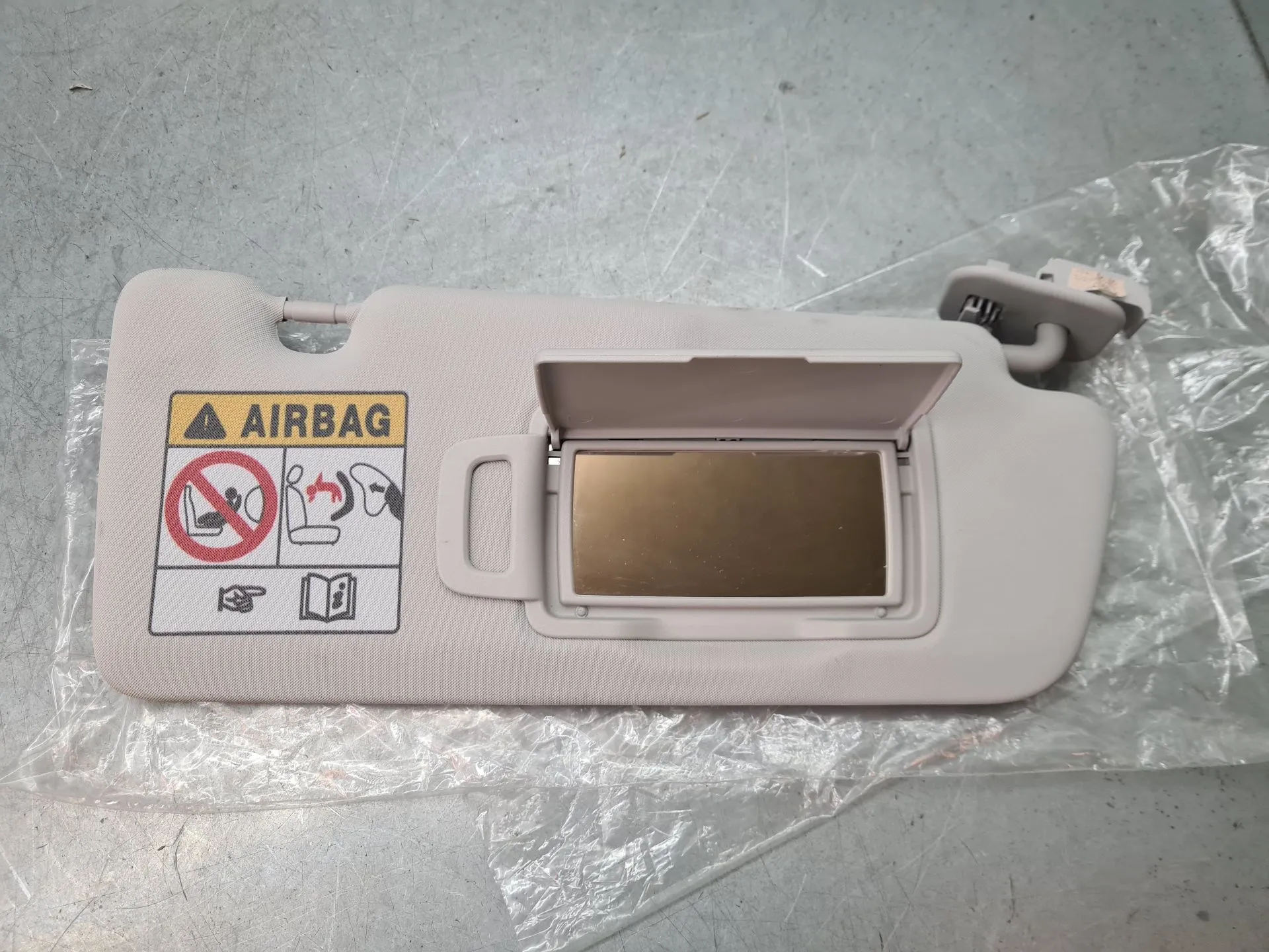 Right Sun Visor DACIA Sandero III