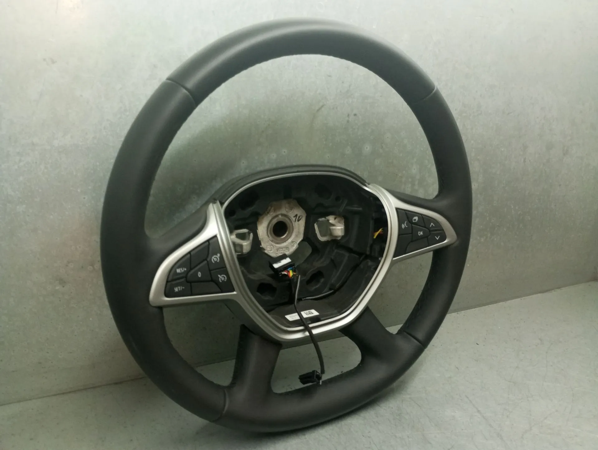 Volante de dirección DACIA Sandero III Imagem-1