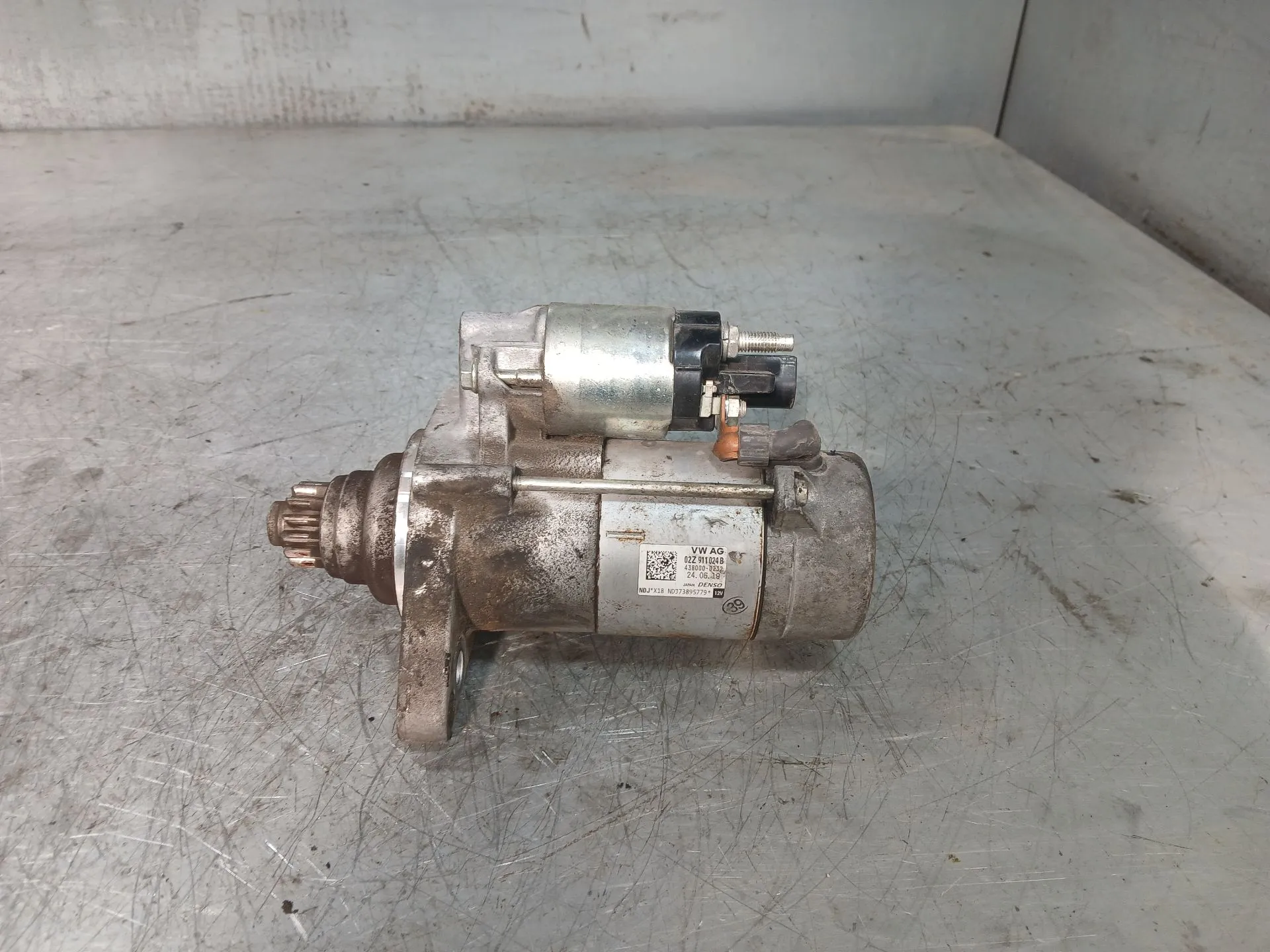 Motor de arranque VOLKSWAGEN Polo (AW1)