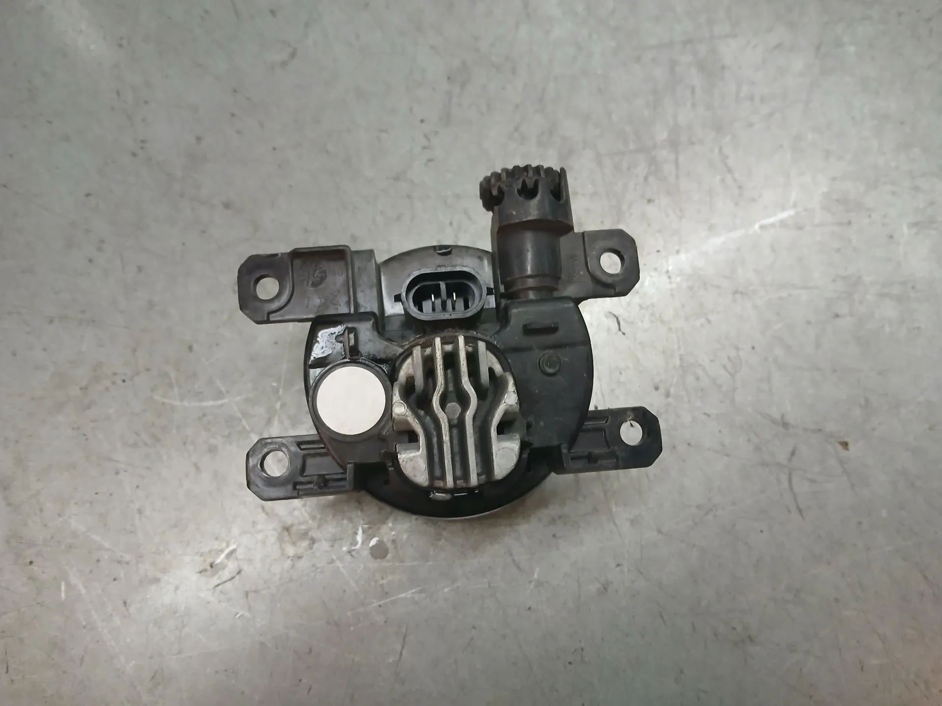 Feu antibrouillard Avant Gauche CITROËN C4 III Imagem-1