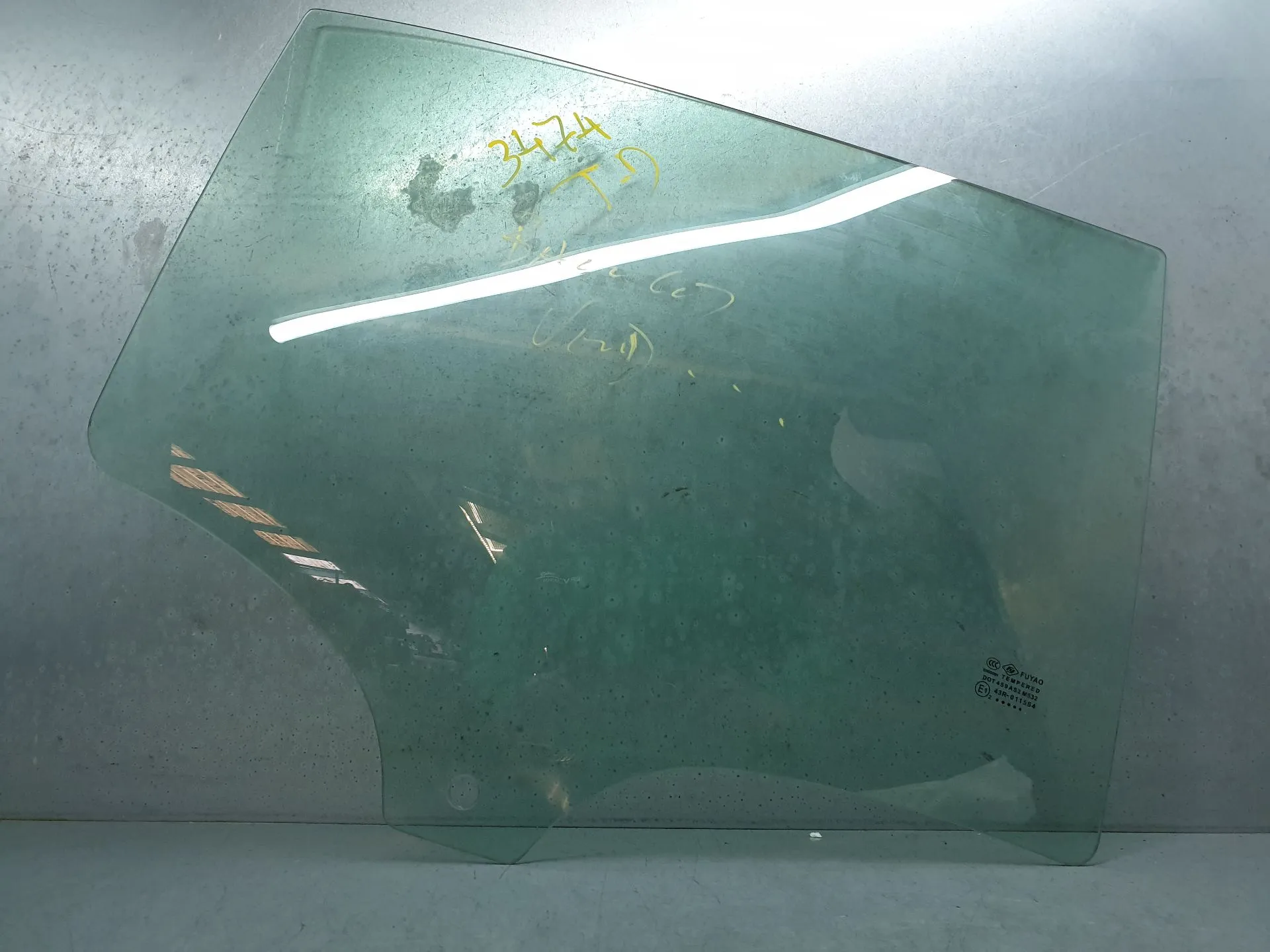 Vidrio puerta Trasero Derecho MERCEDES-BENZ Classe A (W177) Imagem-1