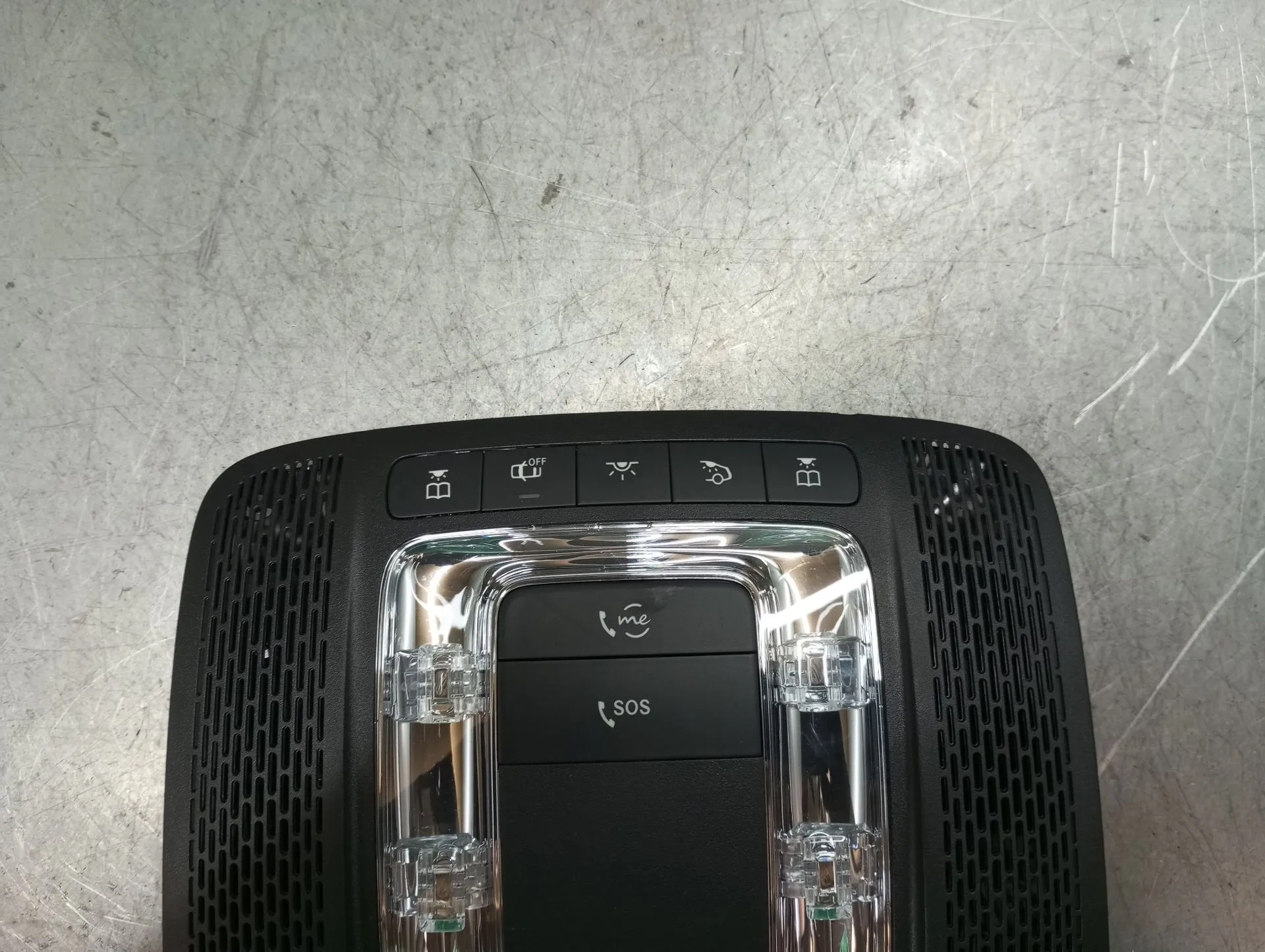 Plafonier frente MERCEDES-BENZ Classe A (W177) Imagem-1