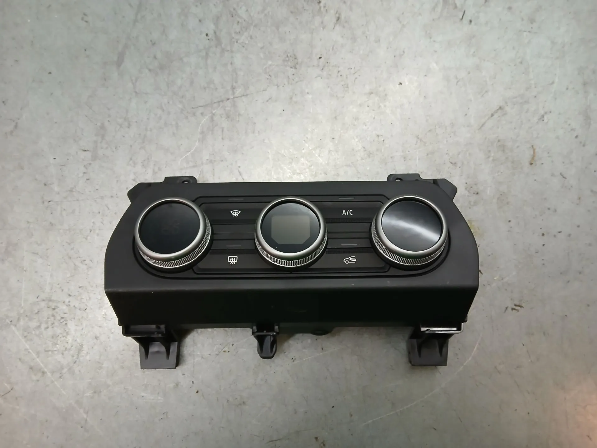 Climate control DACIA Sandero III