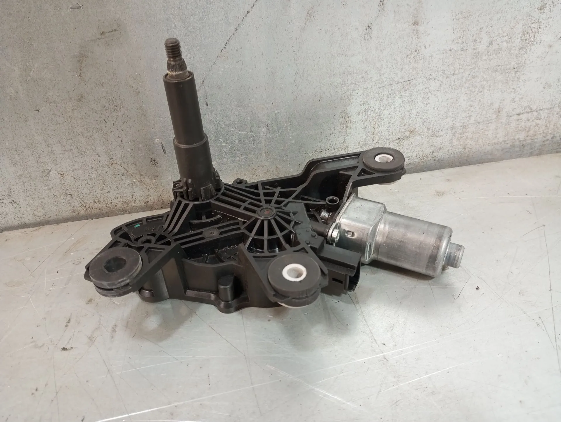 Motor limpa vidros trás RENAULT Twingo III (BCM_)