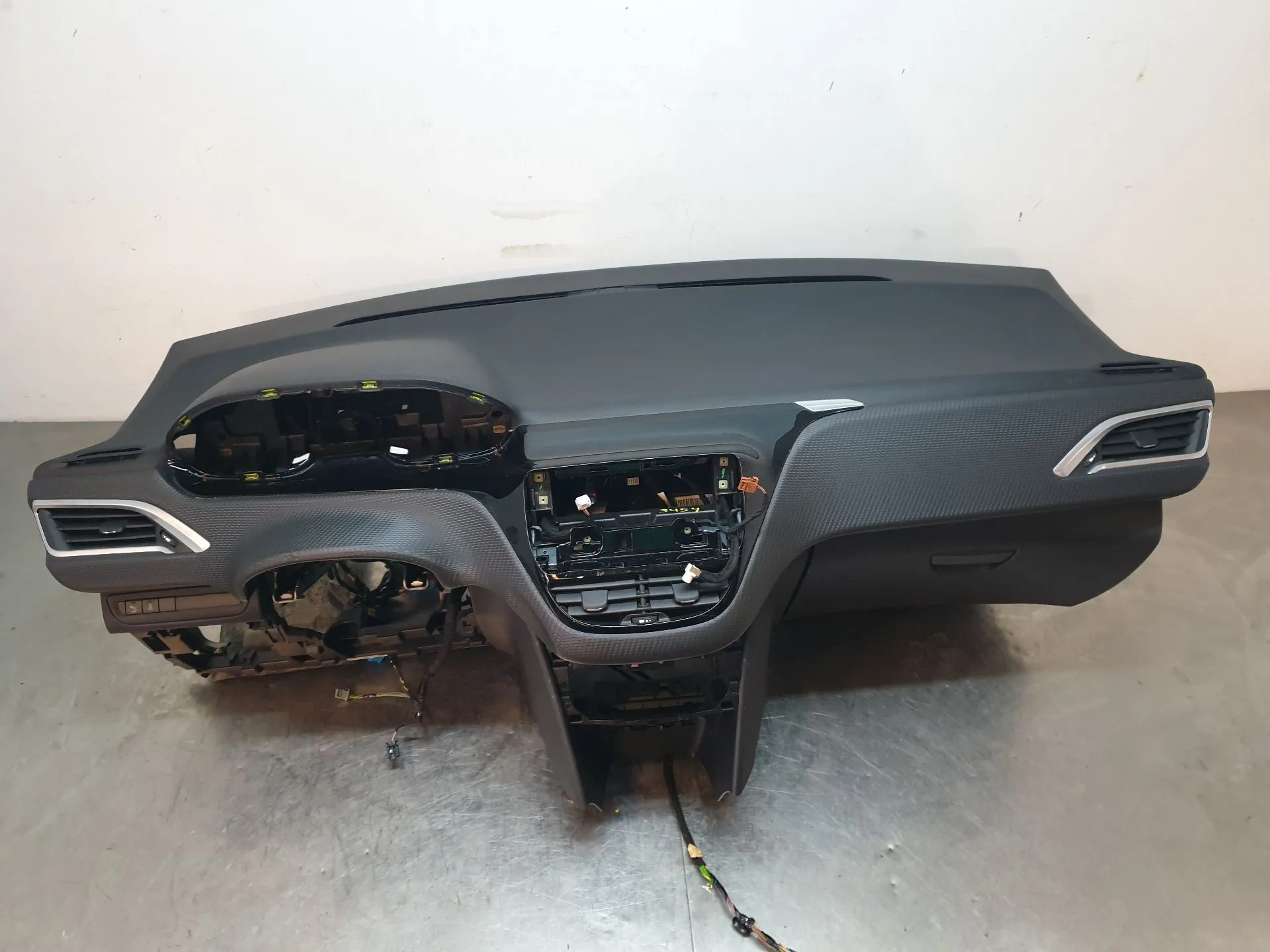 Tablier PEUGEOT 208
