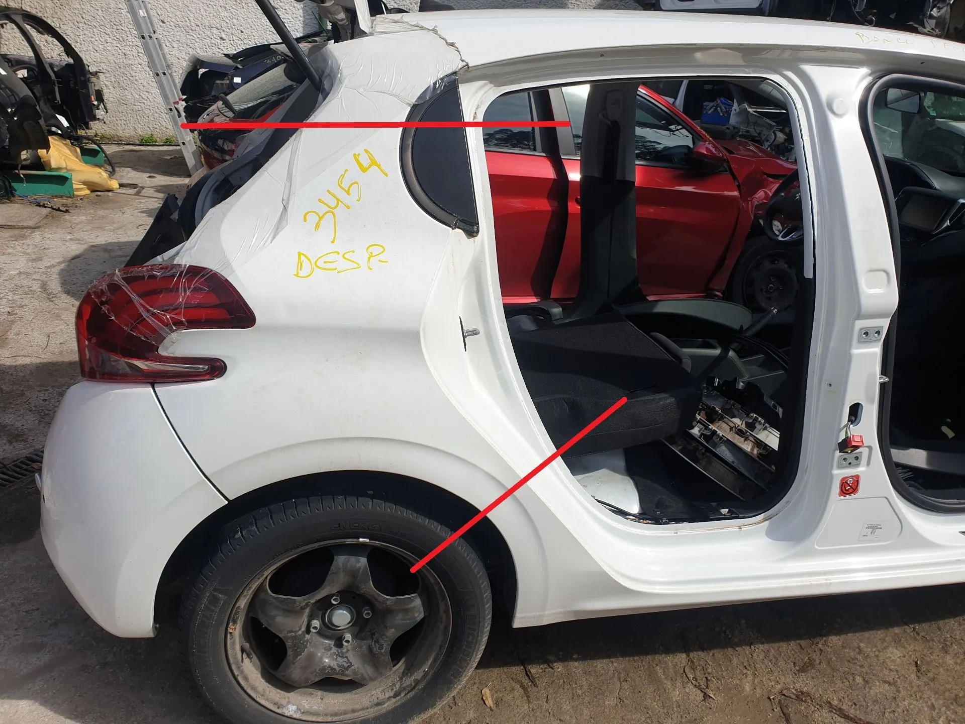 Painel trás direito PEUGEOT 208