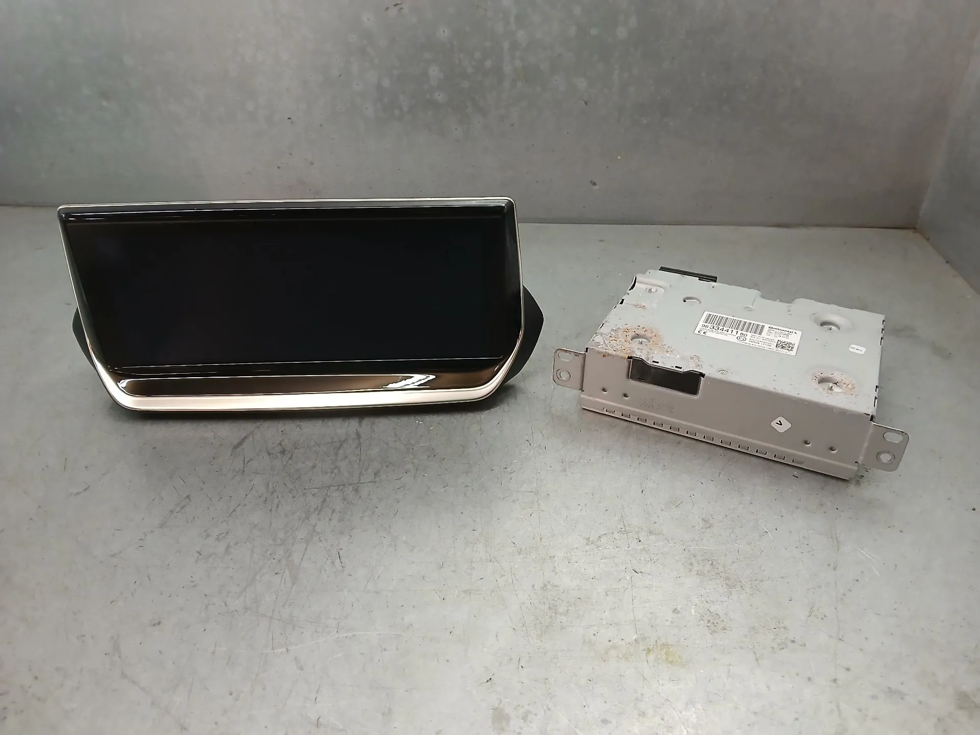 Kit Auto-rádio PEUGEOT 208 II Imagem-0