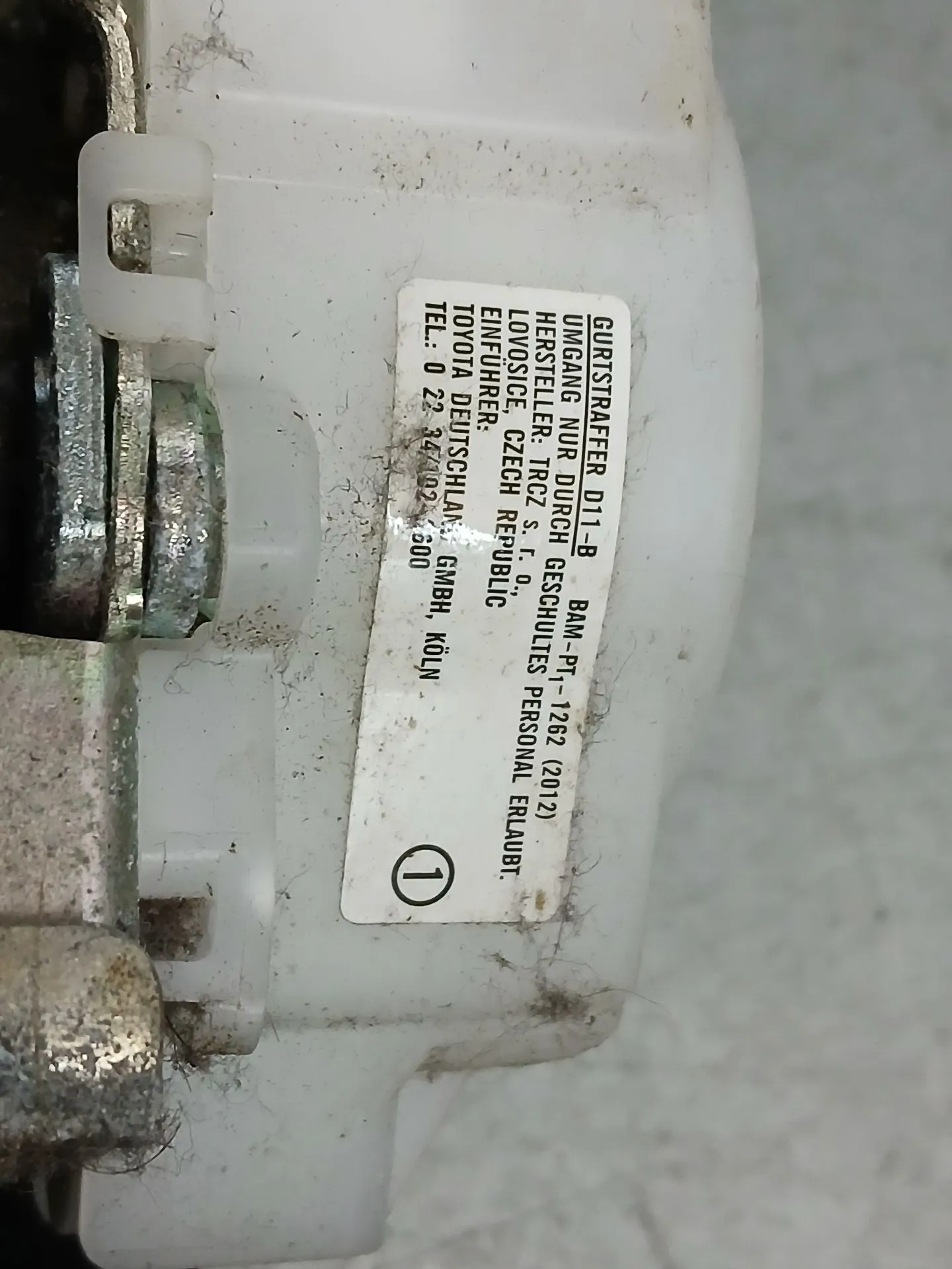 Pretensor cinturón Delantero Izquierdo TOYOTA Avensis Sedan (_T27_) Imagem-3