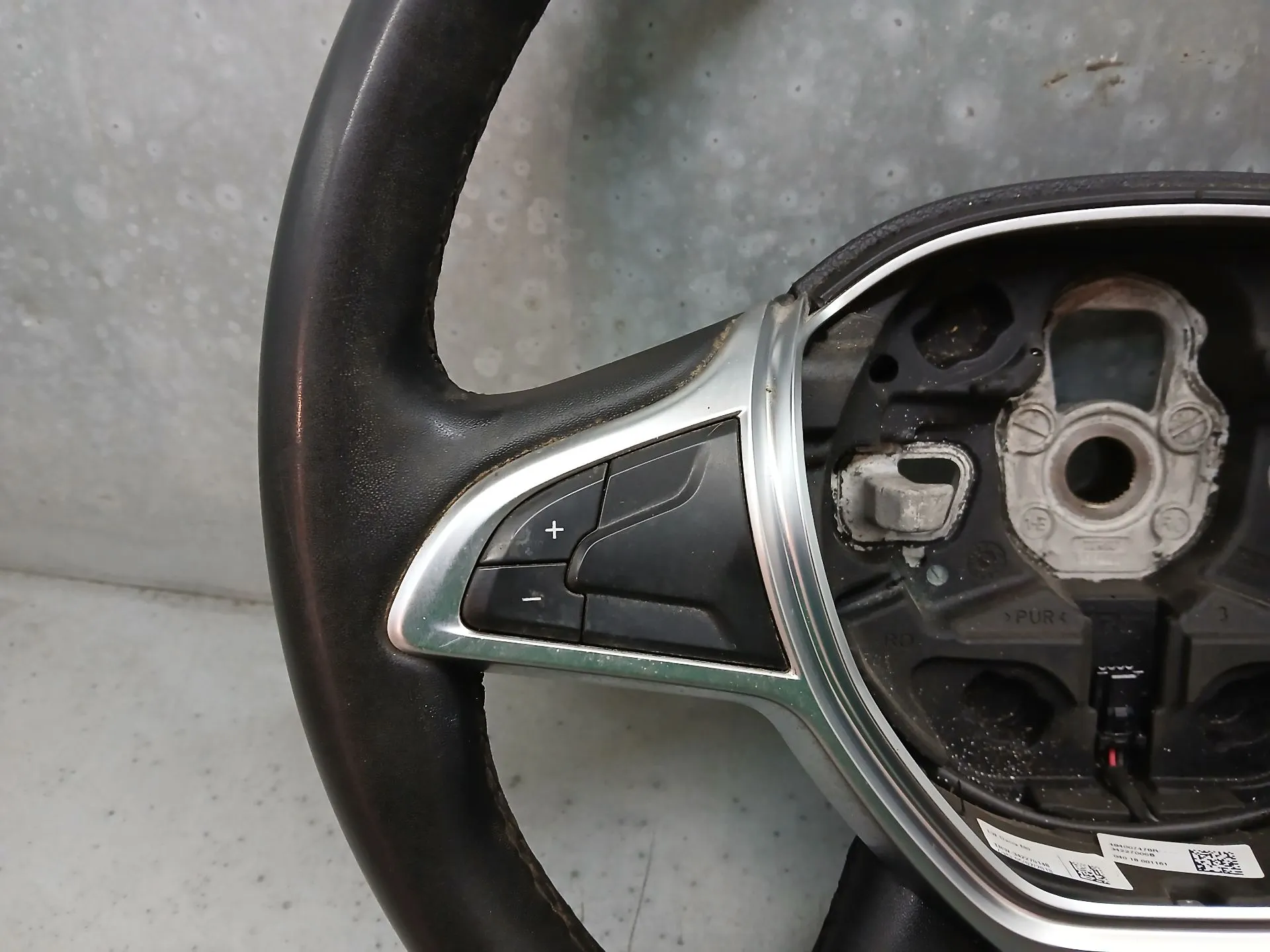 Volante DACIA Sandero II (5S_) Imagem-3