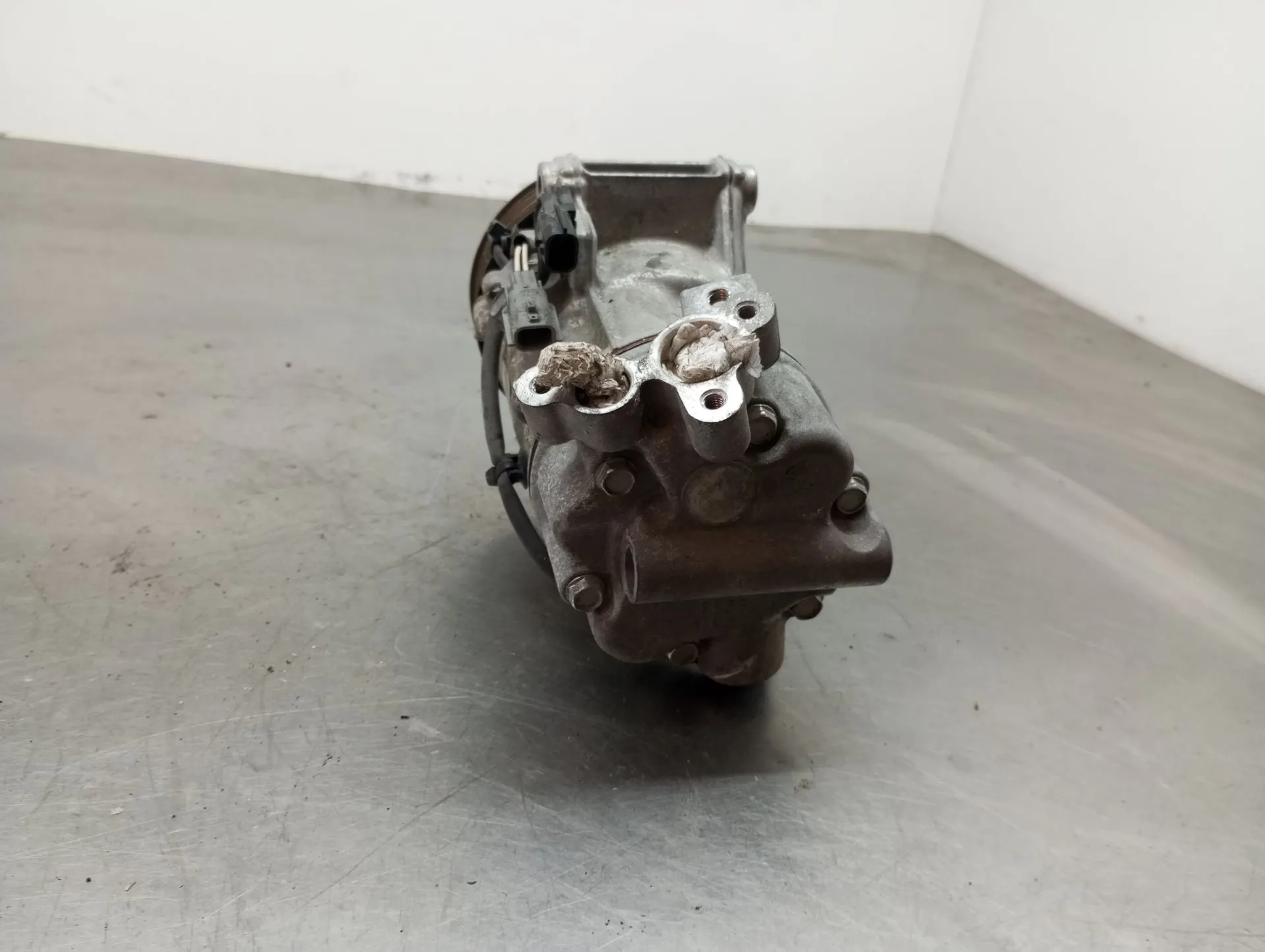 Compressor AC RENAULT Clio V (BF_) Imagem-1