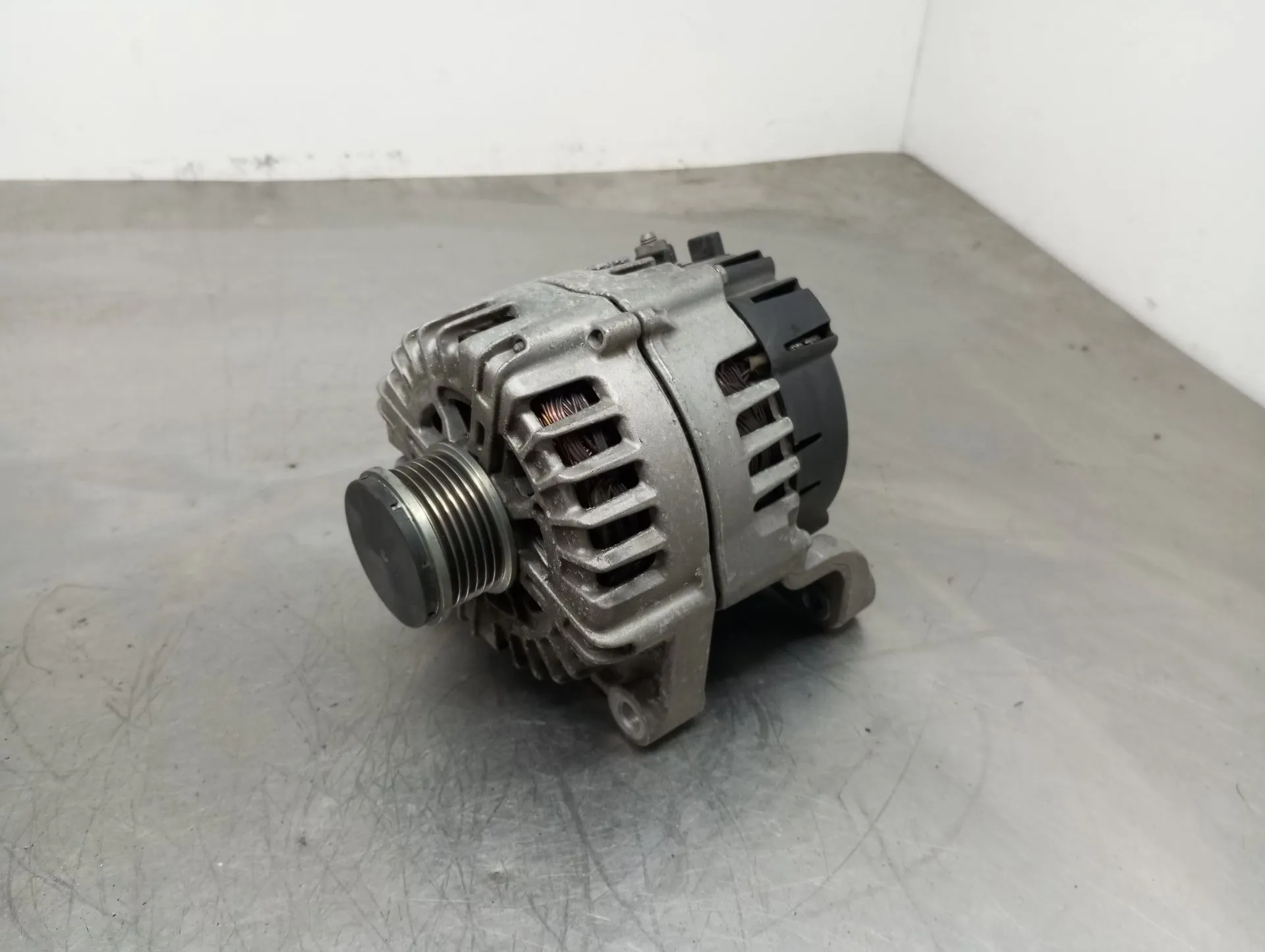 Alternador BMW 1 (F20) Imagem-1