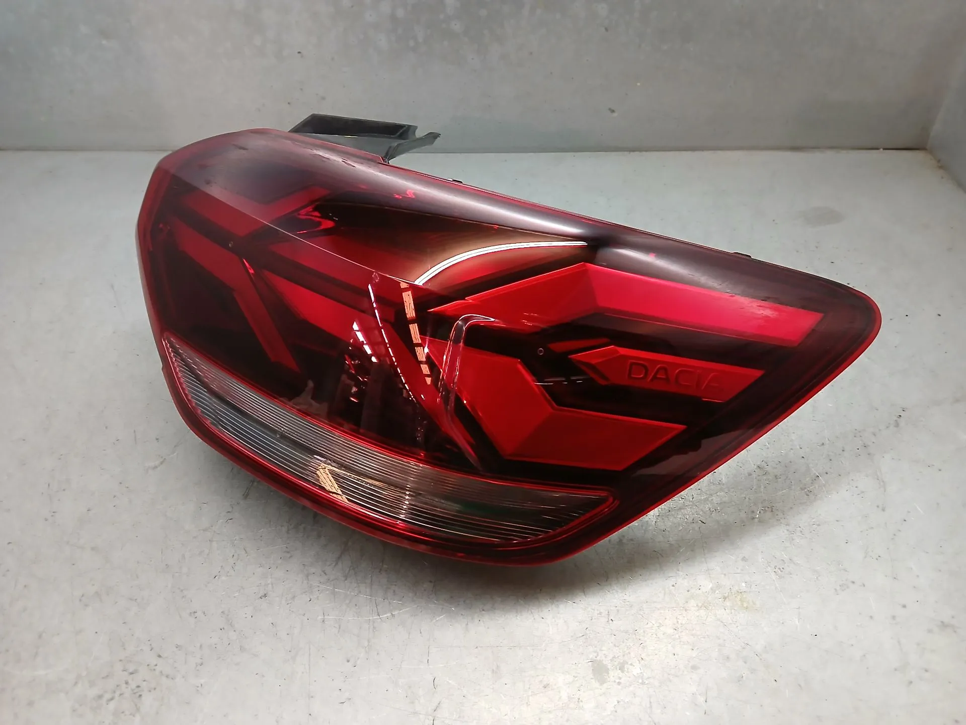 Feu arrière Droite DACIA Sandero III Imagem-1