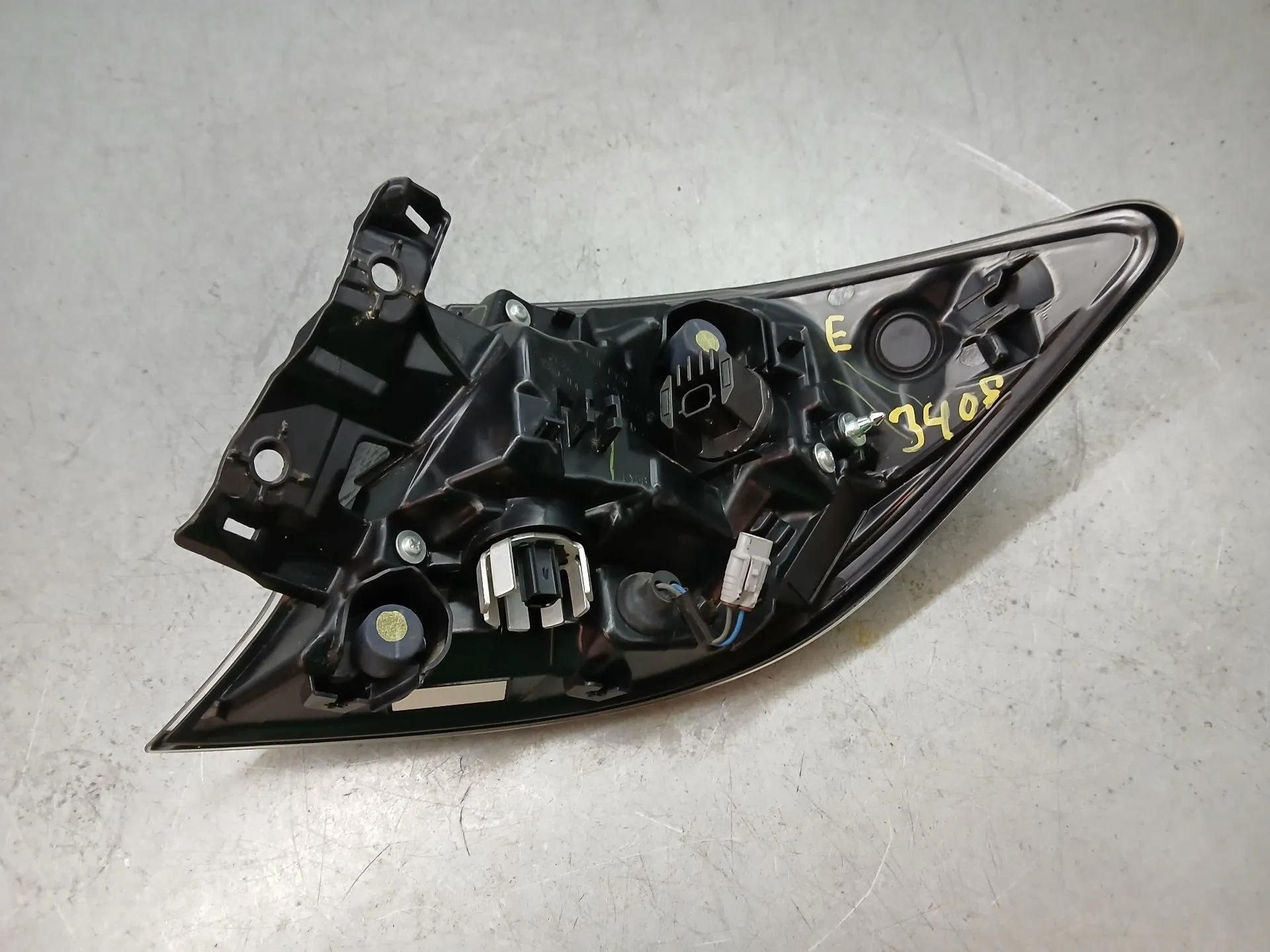 Feu arrière Gauche TOYOTA Corolla Hatchback (_E21_) Imagem-4