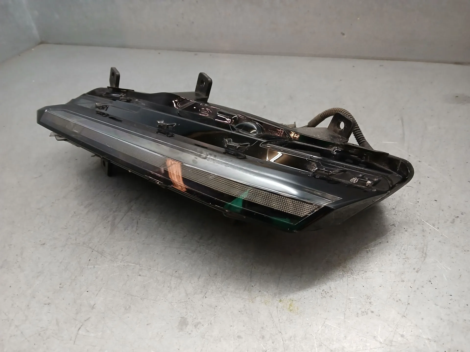 Daytime running light right PEUGEOT 308 III Imagem-1
