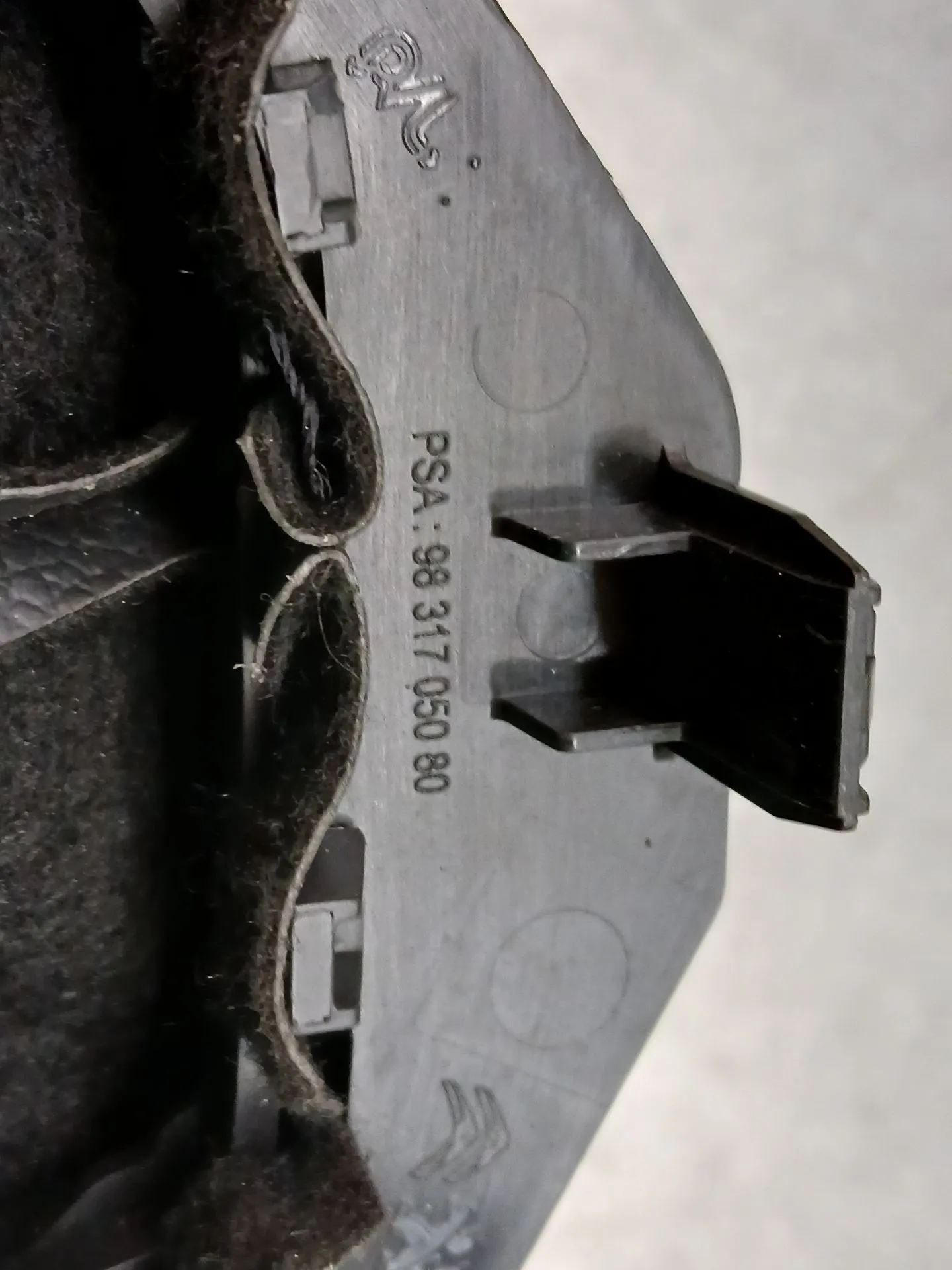 Gear lever shifter / knob  PEUGEOT 208 II Imagem-5