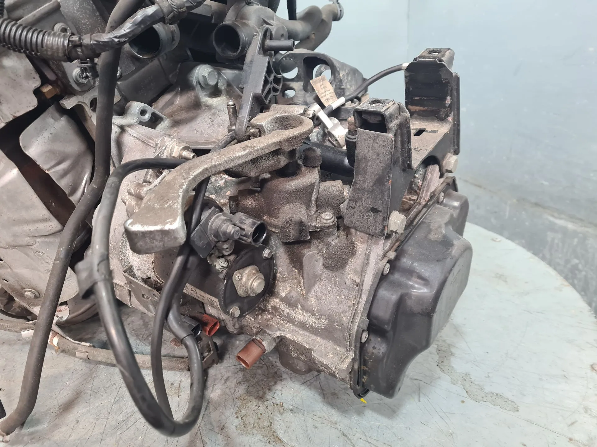 Caixa de velocidades manual VOLKSWAGEN Polo (6R, 6C)