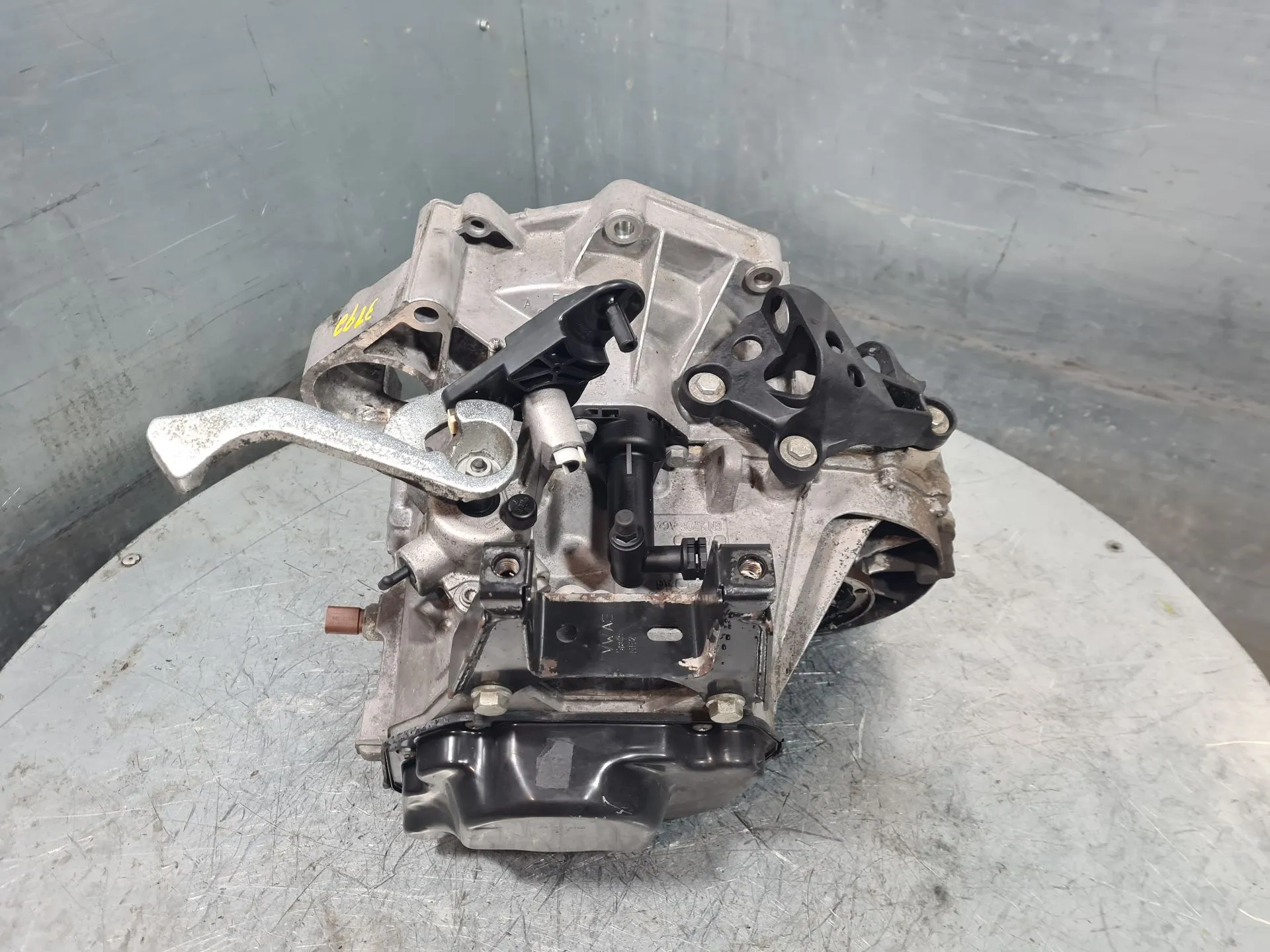 Manual gearbox VOLKSWAGEN Polo (6R, 6C) Imagem-5