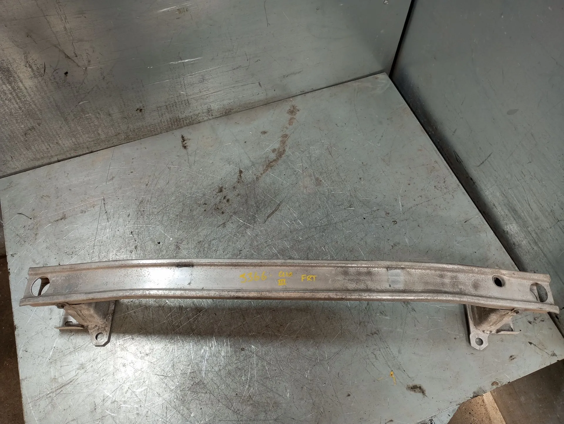 Rinforzo paraurti anteriore RENAULT Clio III (BR0/1, CR0/1)