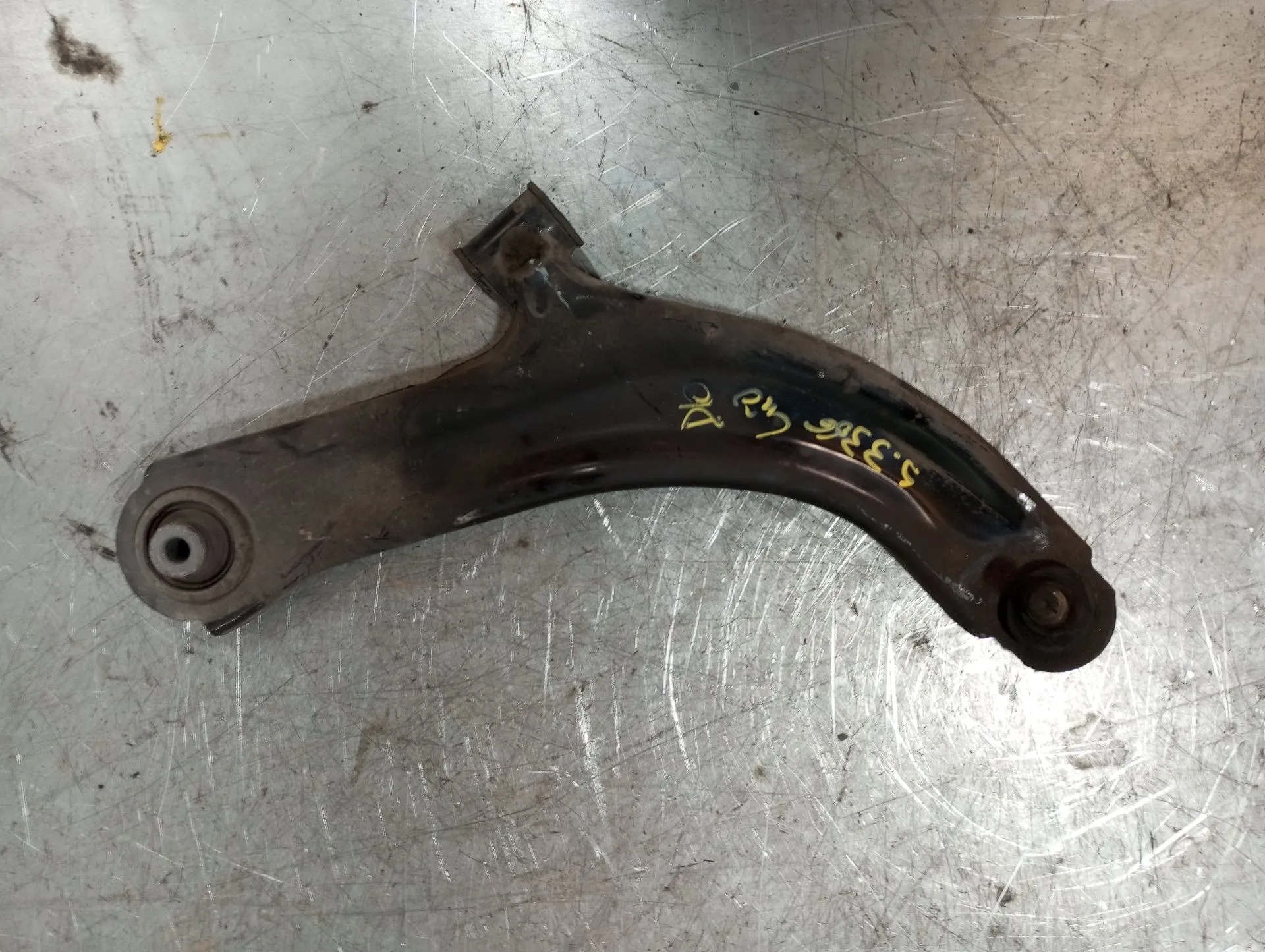 Right front suspension arm RENAULT Clio III (BR0/1, CR0/1)