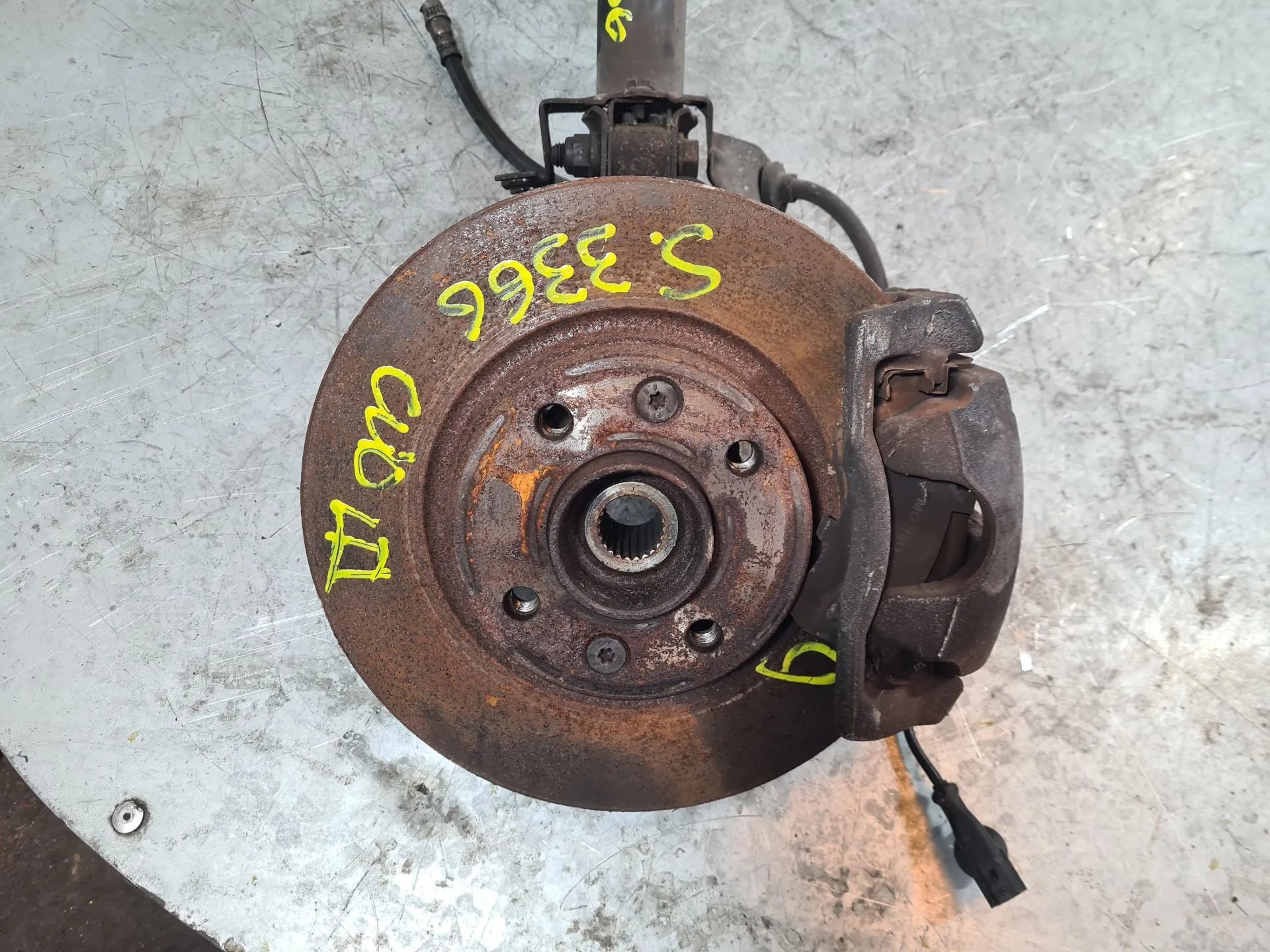 Fusello anteriore destro RENAULT Clio III (BR0/1, CR0/1)