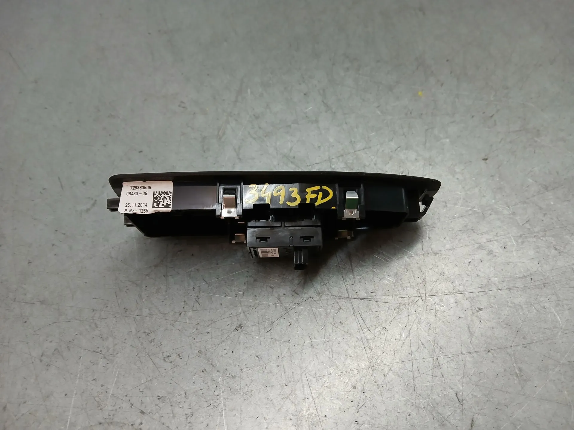 Mando / interruptor elevalunas delantero derecho BMW 1 (F20)