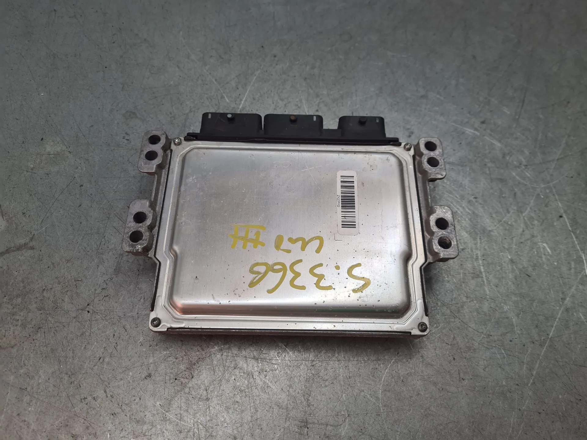 Engine control unit / ECU RENAULT Clio III (BR0/1, CR0/1)