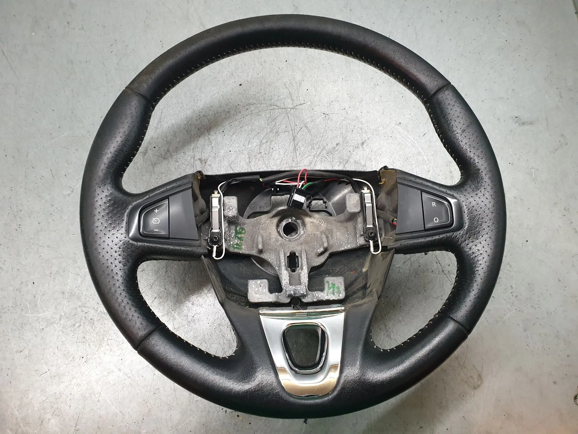 Volante RENAULT Megane III Grandtour (KZ0/1)