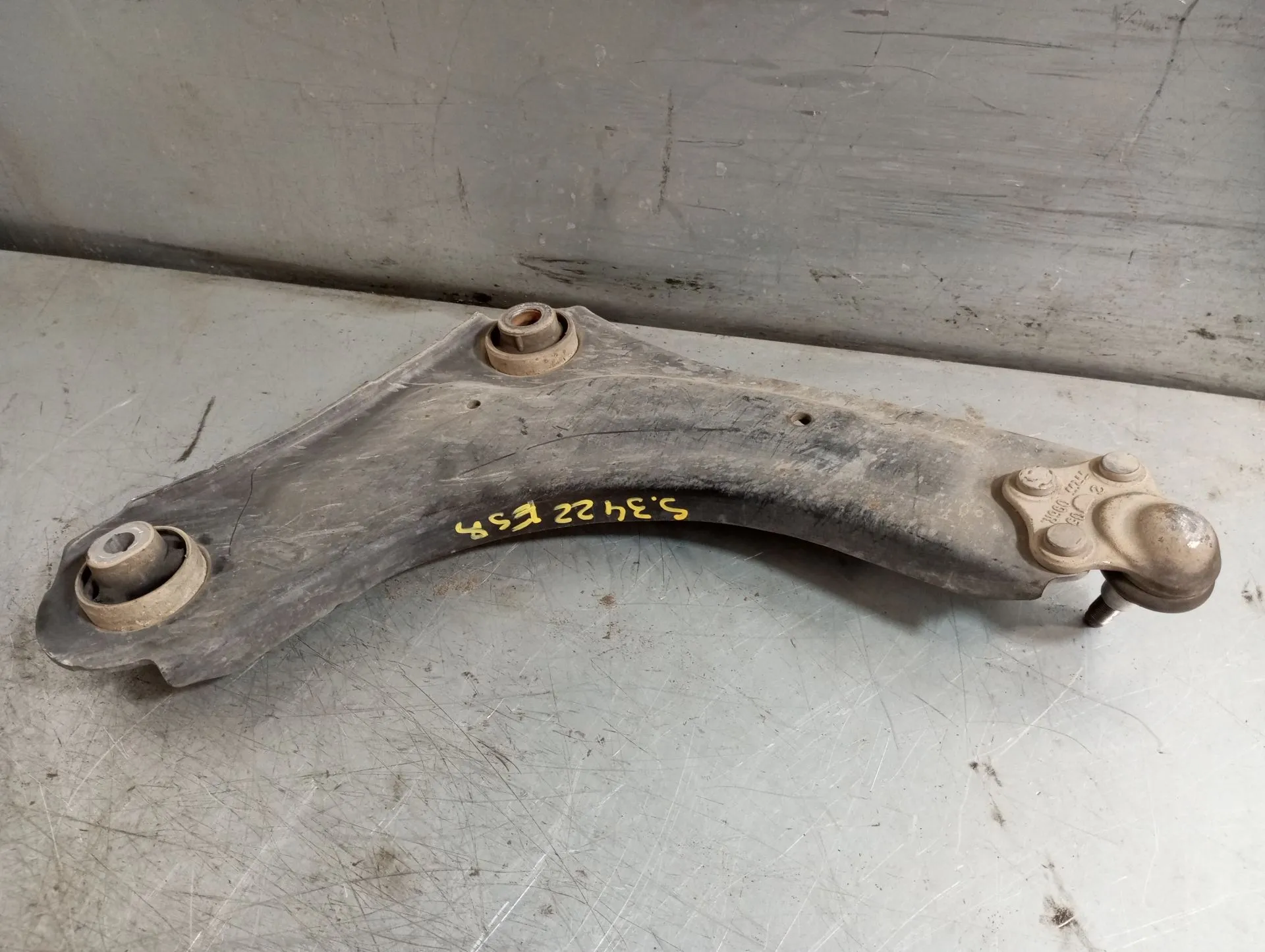 Brazo suspensión delantero izquierdo RENAULT Megane III Grandtour (KZ0/1) Imagem-1