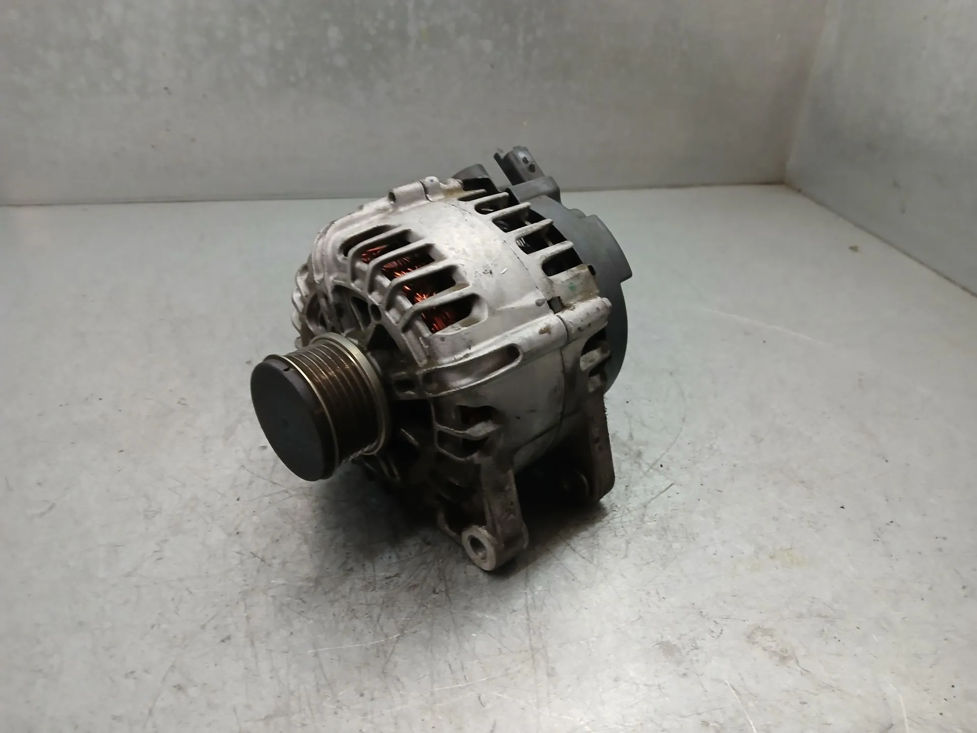 Alternador OPEL Corsa F