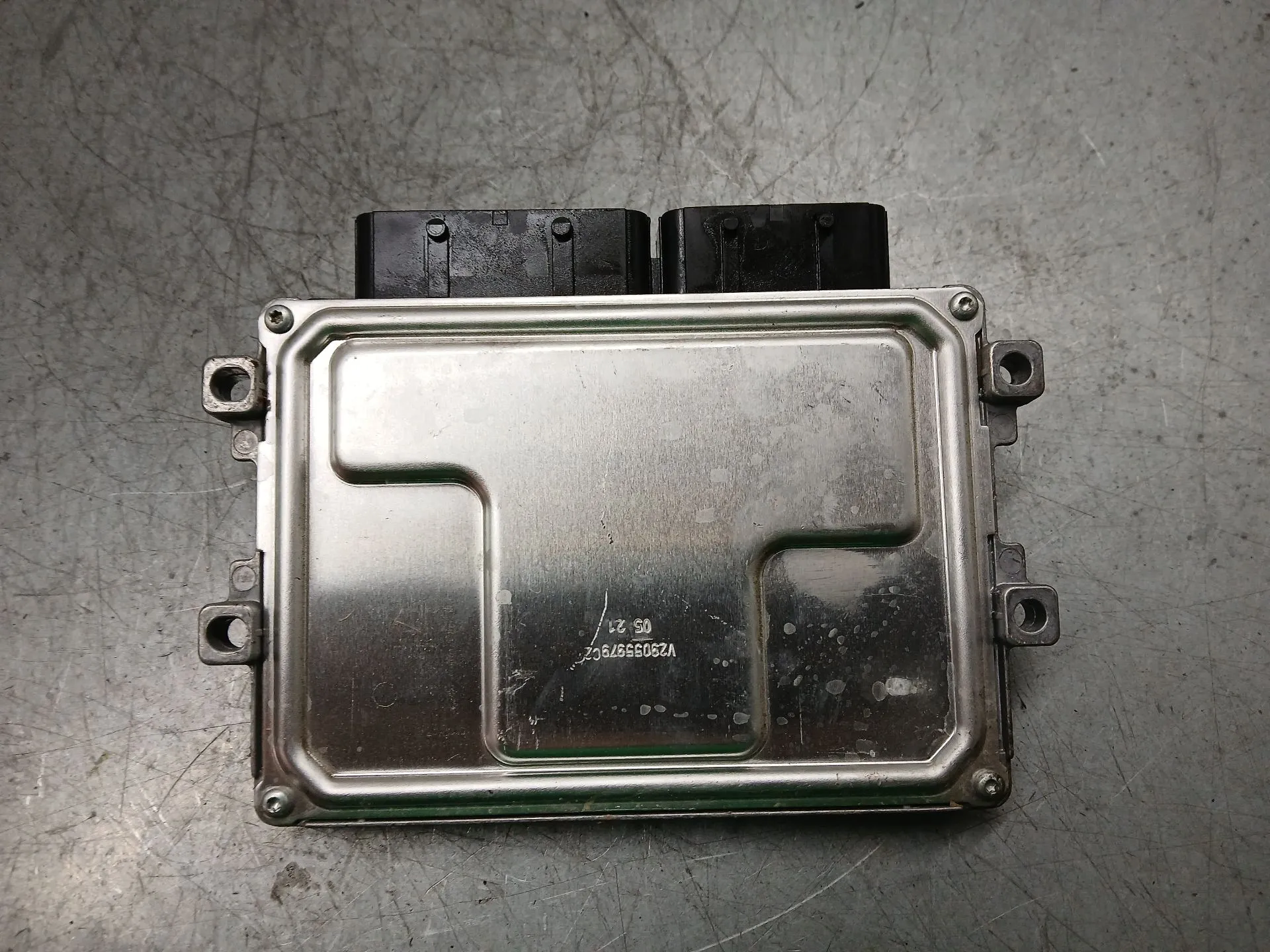 Centralina motor / ECU OPEL Corsa F Imagem-1