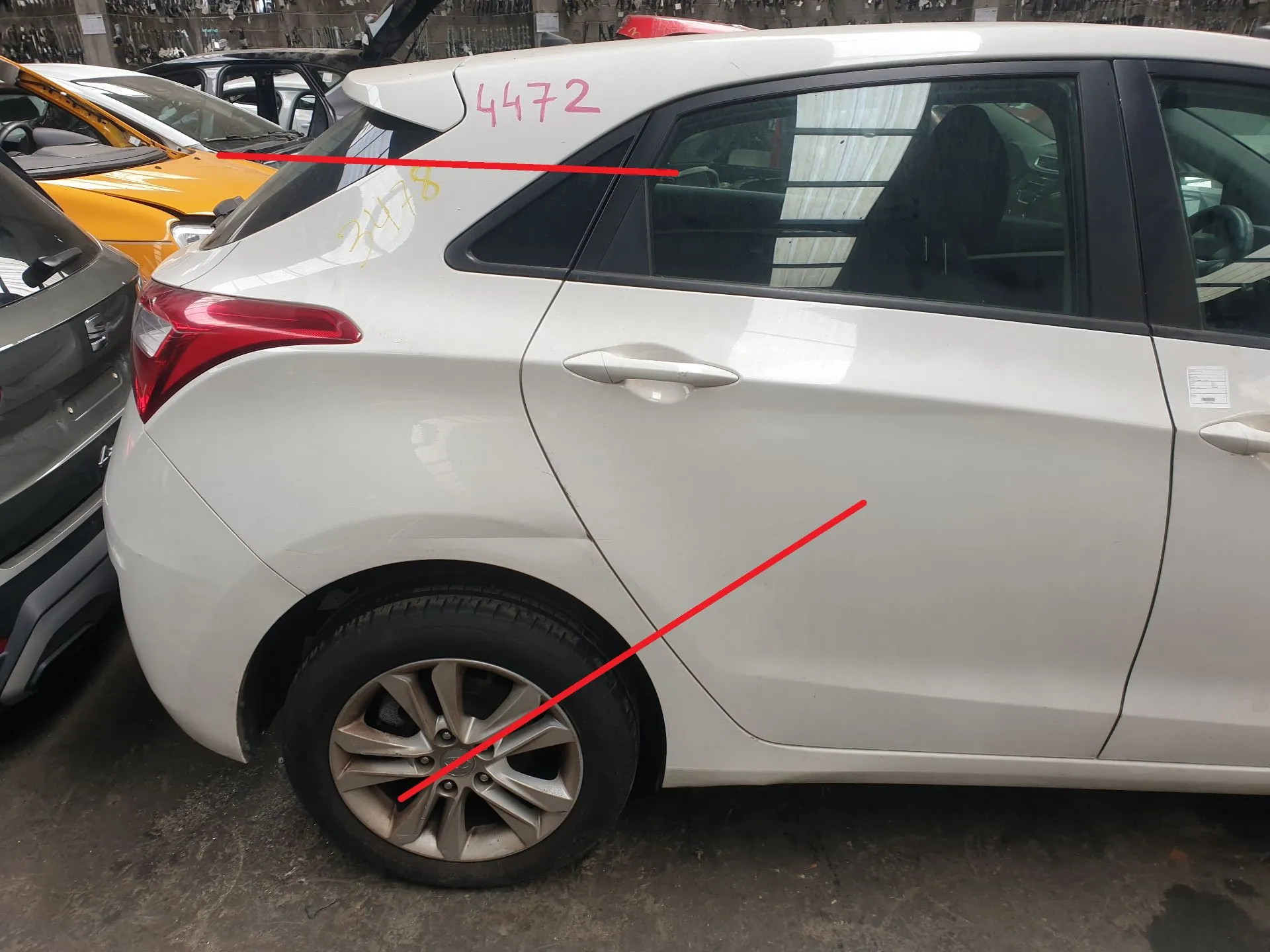Right rear quarter panel HYUNDAI i30 (GD)